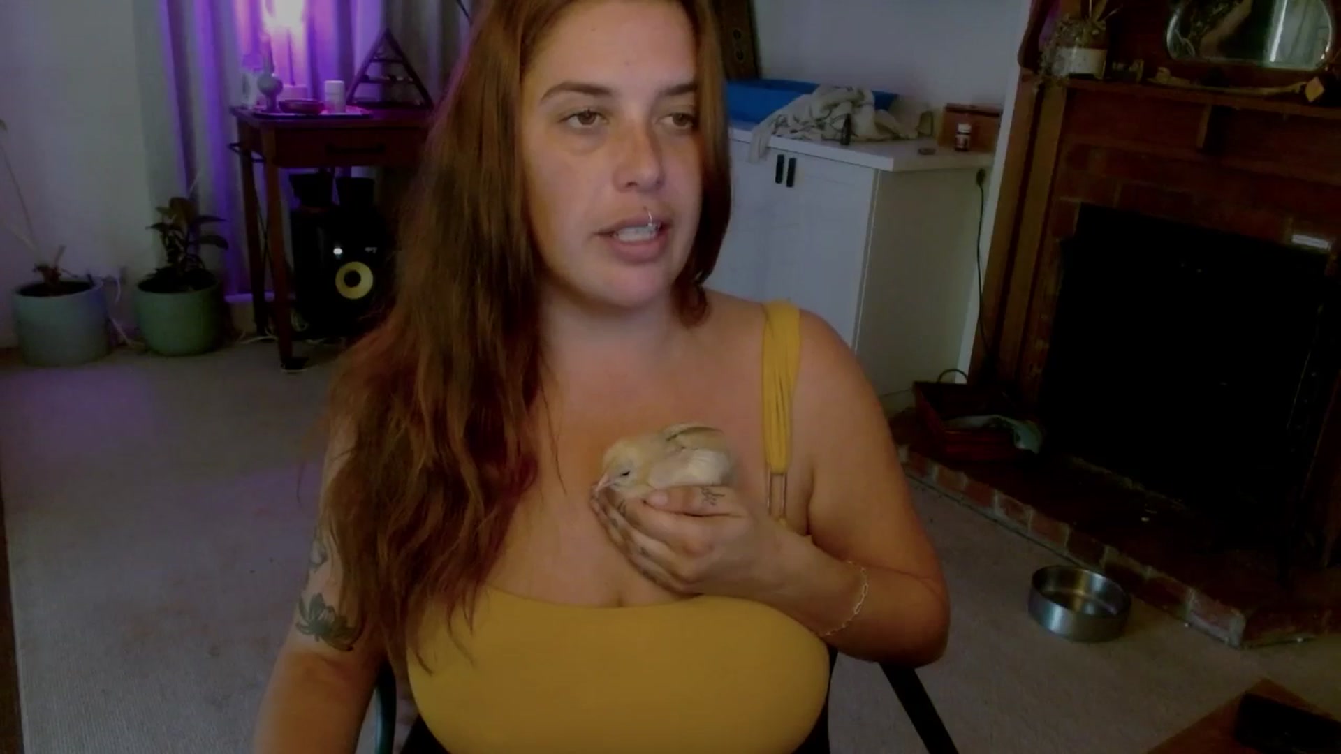 Gallery image thumbnail from HoneyTits_'s myfreecams stream on, 03/16/2026, 06:14 image 16 of 20