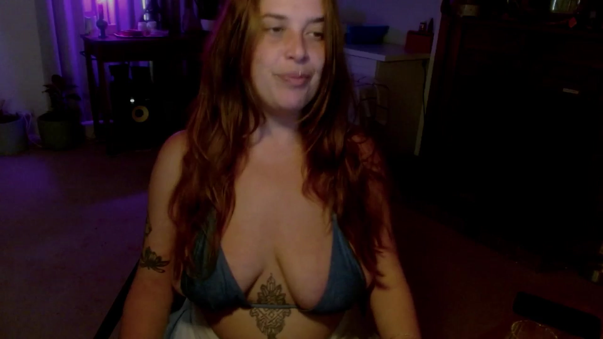 Gallery image thumbnail from HoneyTits_'s myfreecams stream on, 03/17/2026, 08:14 image 14 of 20