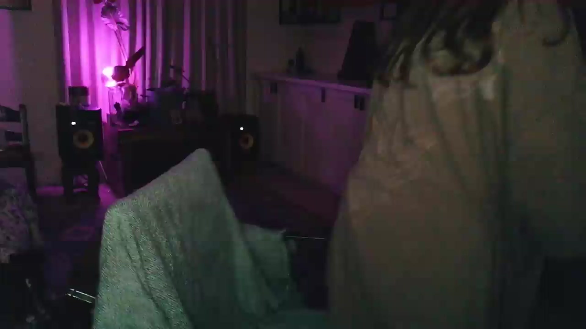 Gallery image thumbnail from HoneyTits_'s myfreecams stream on, 07/03/2026, 10:44 image 4 of 20