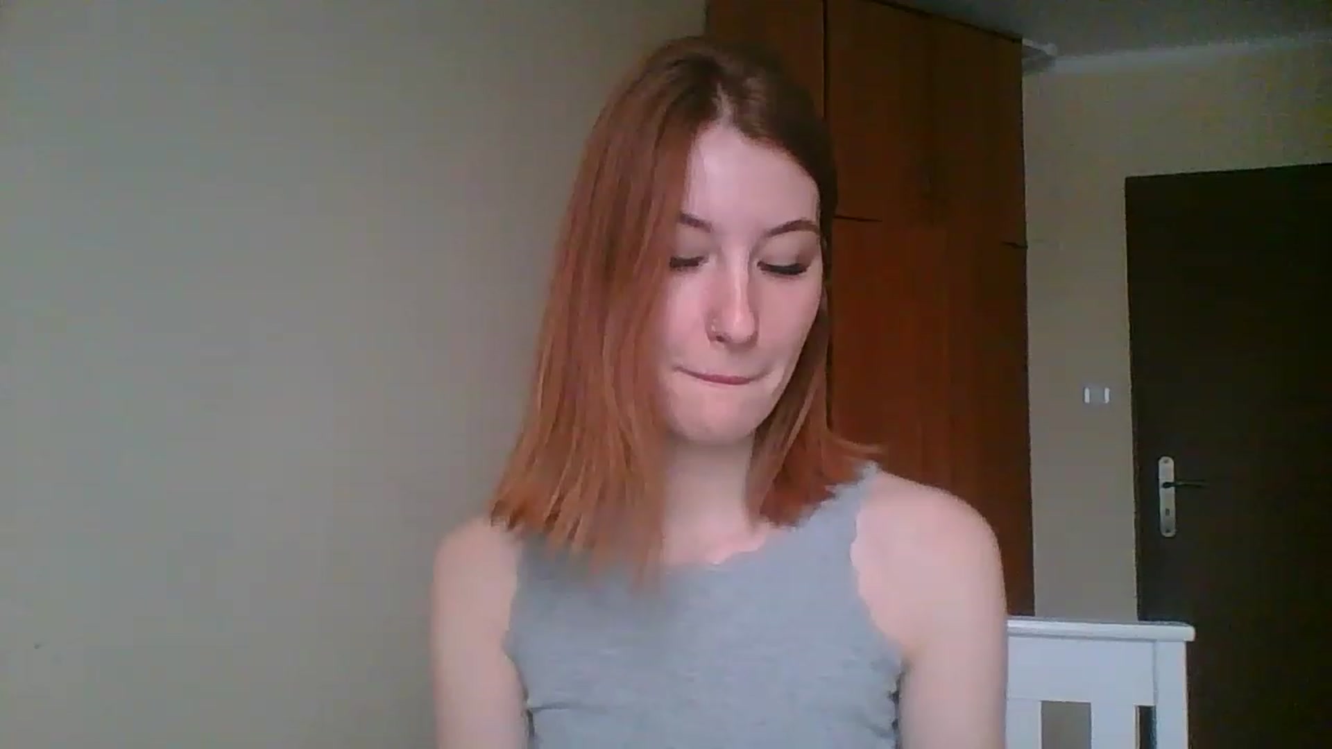 Gallery image thumbnail from HoneyVi's myfreecams stream on, 12/03/2022, 13:06 image 1 of 20
