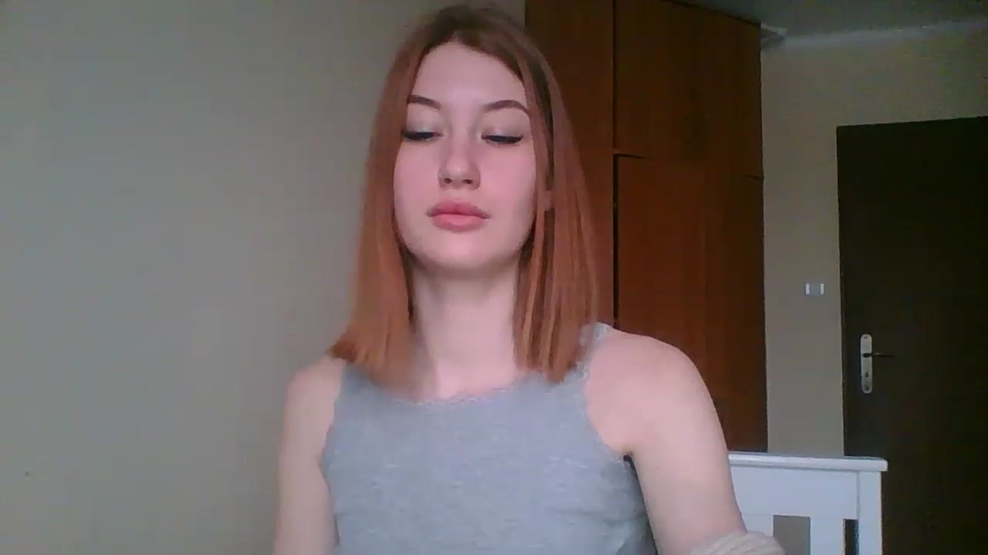 Gallery image thumbnail from HoneyVi's myfreecams stream on, 12/03/2022, 13:06 image 11 of 20