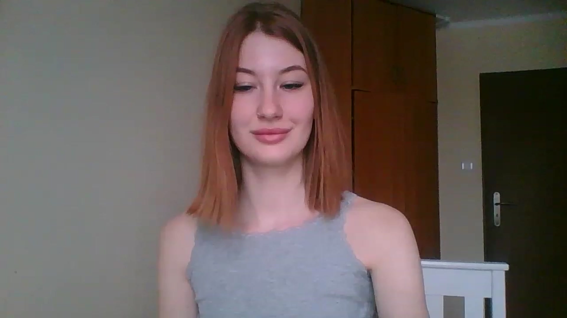 Gallery image thumbnail from HoneyVi's myfreecams stream on, 12/03/2022, 13:06 image 7 of 20