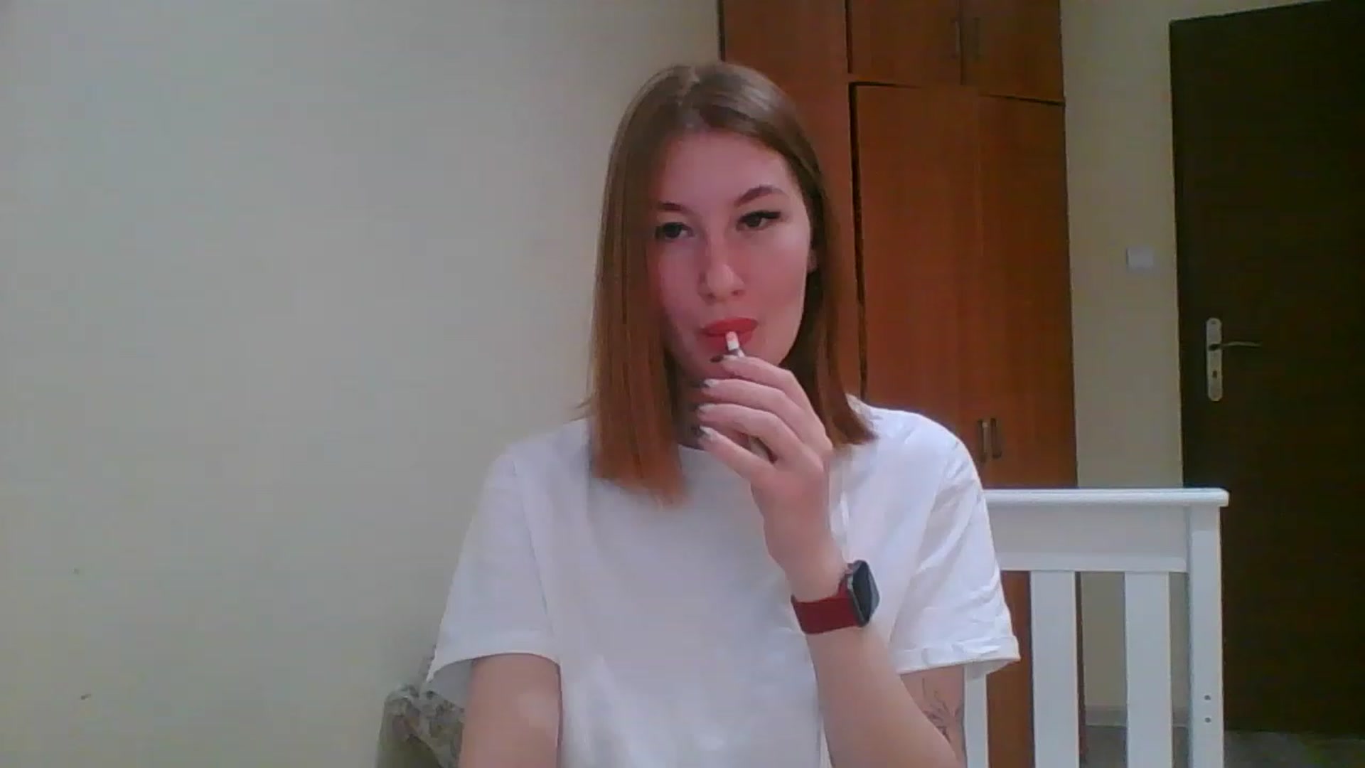 Gallery image thumbnail from HoneyVi's myfreecams stream on, 12/04/2022, 13:43 image 7 of 20