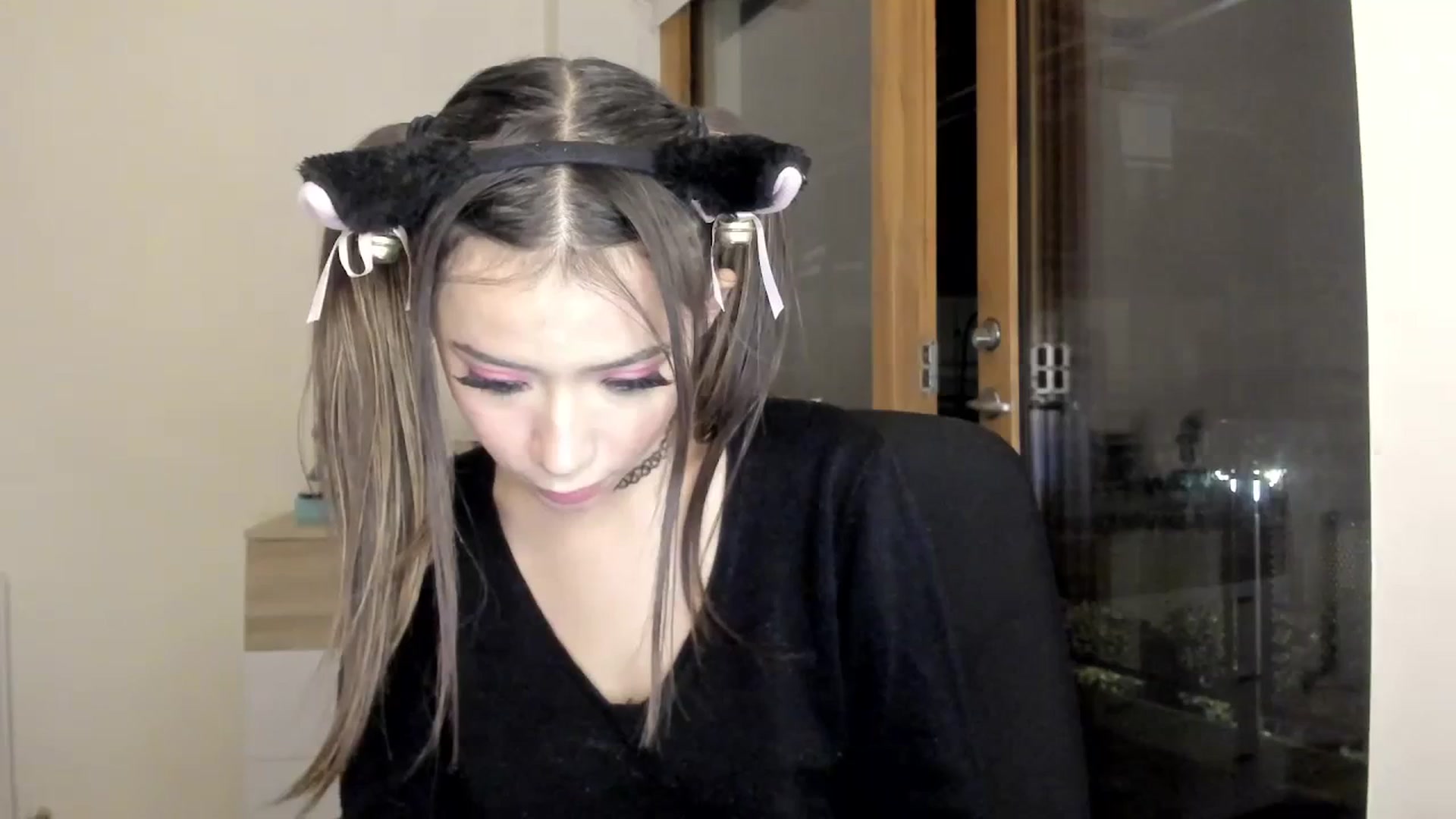 Gallery image thumbnail from Honey_Cat444's myfreecams stream on, 08/26/2023, 23:25 image 1 of 20