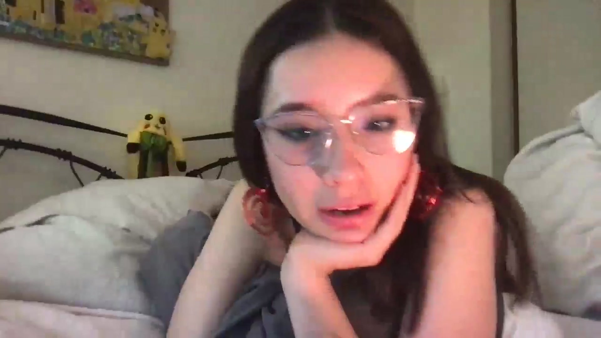 Gallery image thumbnail from Honey_Cat444's myfreecams stream on, 05/07/2024, 14:18 image 18 of 20