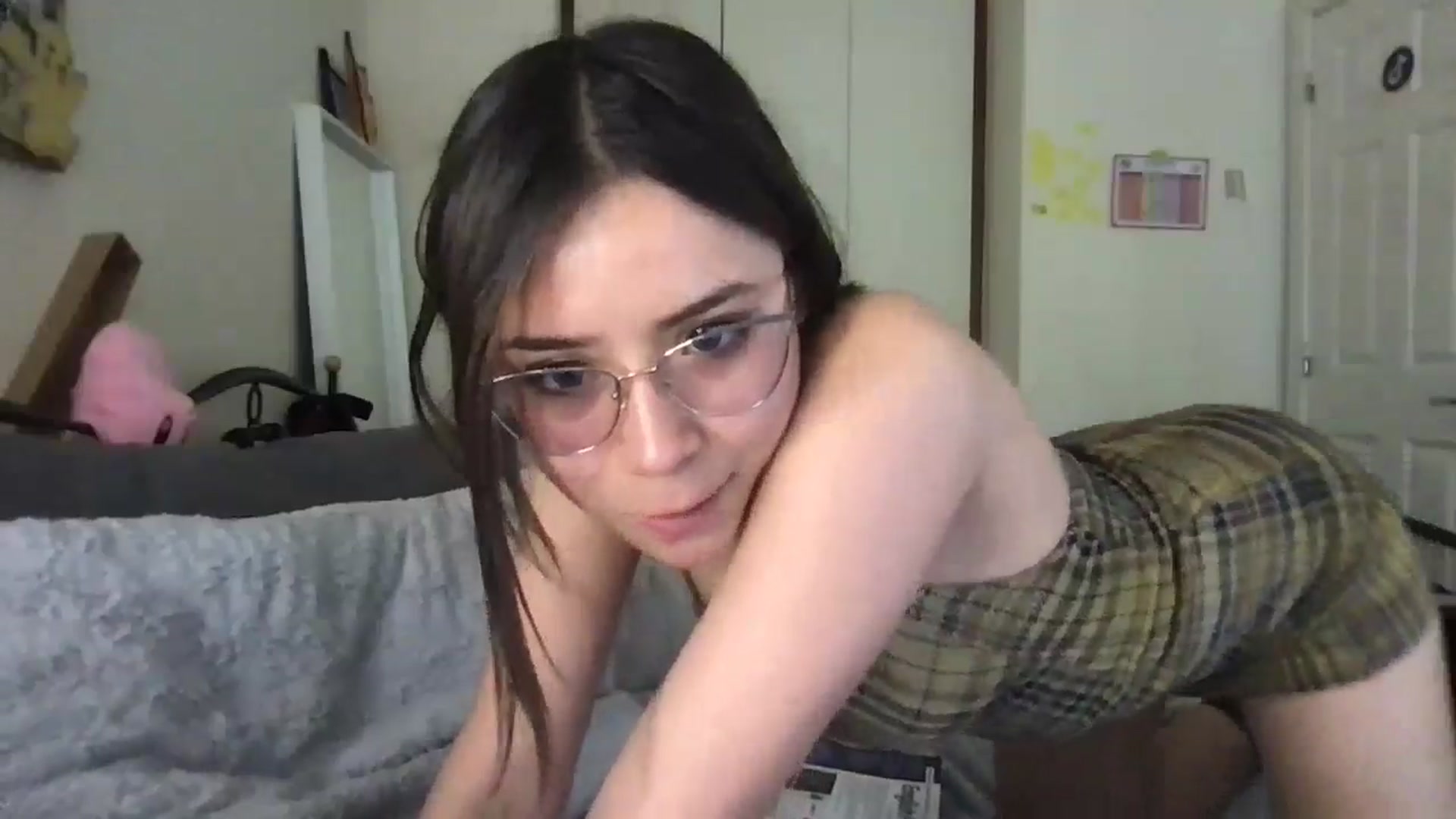 Gallery image thumbnail from Honey_Cat444's myfreecams stream on, 06/07/2024, 13:35 image 3 of 20