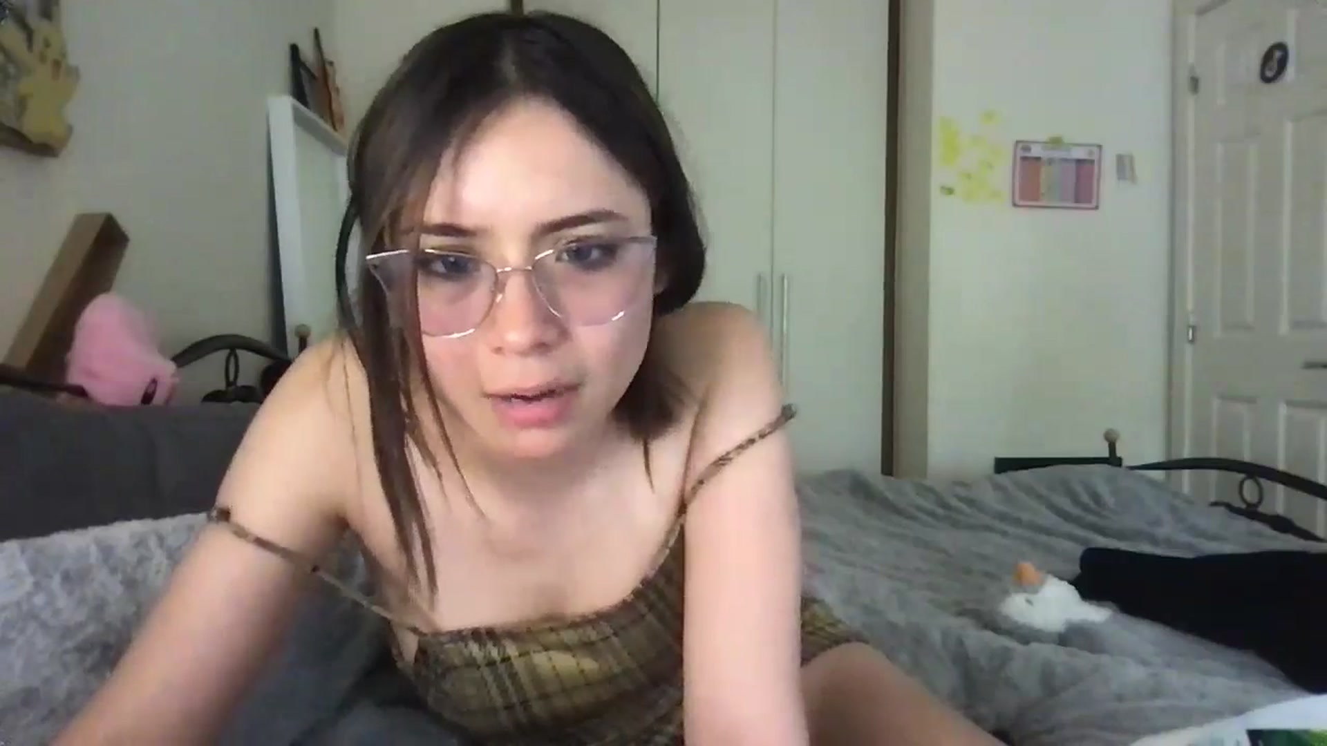 Gallery image thumbnail from Honey_Cat444's myfreecams stream on, 06/07/2024, 13:35 image 9 of 20