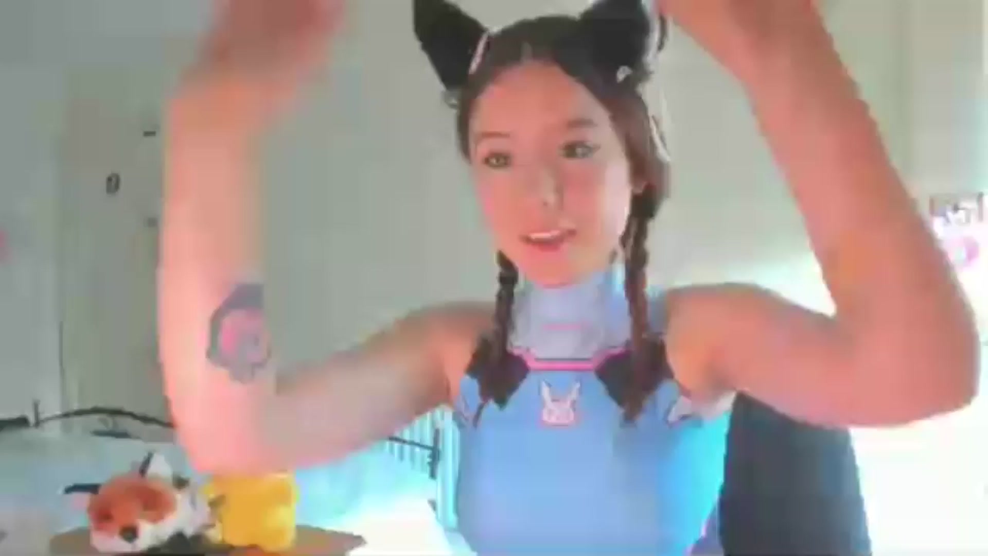 Gallery image thumbnail from Honey_Cat444's myfreecams stream on, 08/24/2024, 10:27 image 14 of 20