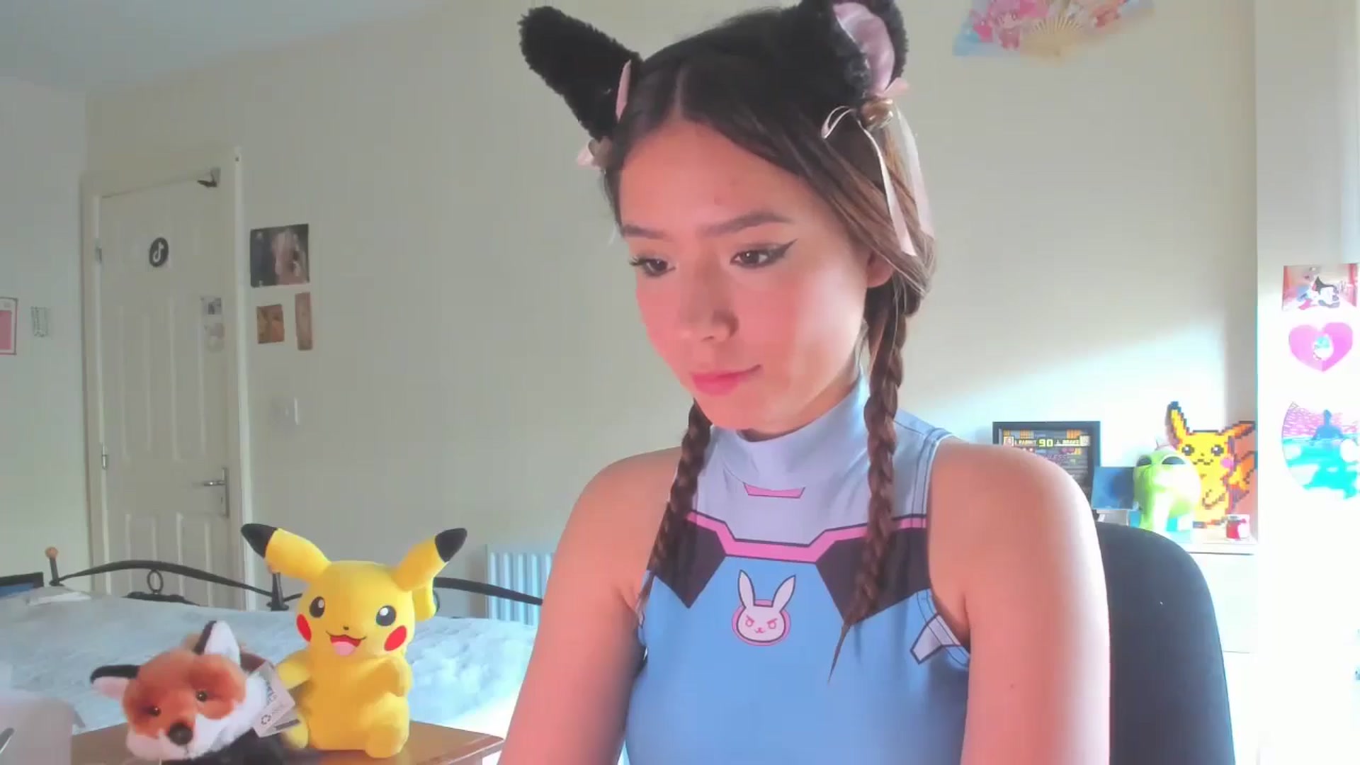 Gallery image thumbnail from Honey_Cat444's myfreecams stream on, 08/24/2024, 10:27 image 19 of 20