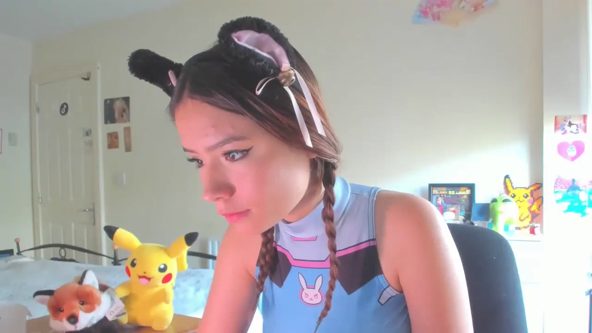 Gallery image thumbnail from Honey_Cat444's myfreecams stream on, 08/24/2024, 10:27 image 10 of 20