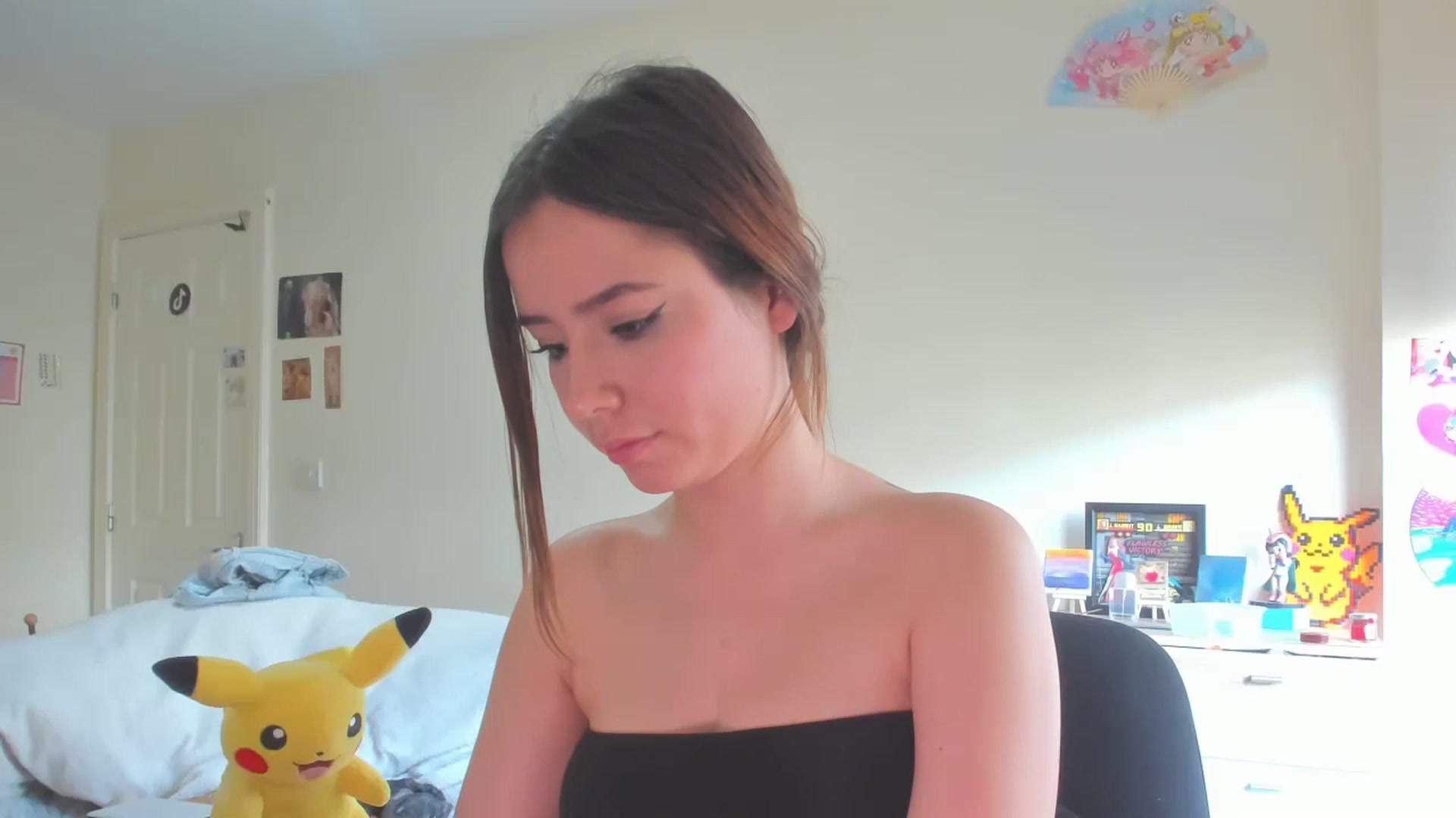 Gallery image thumbnail from Honey_Cat444's myfreecams stream on, 08/28/2024, 13:38 image 2 of 20