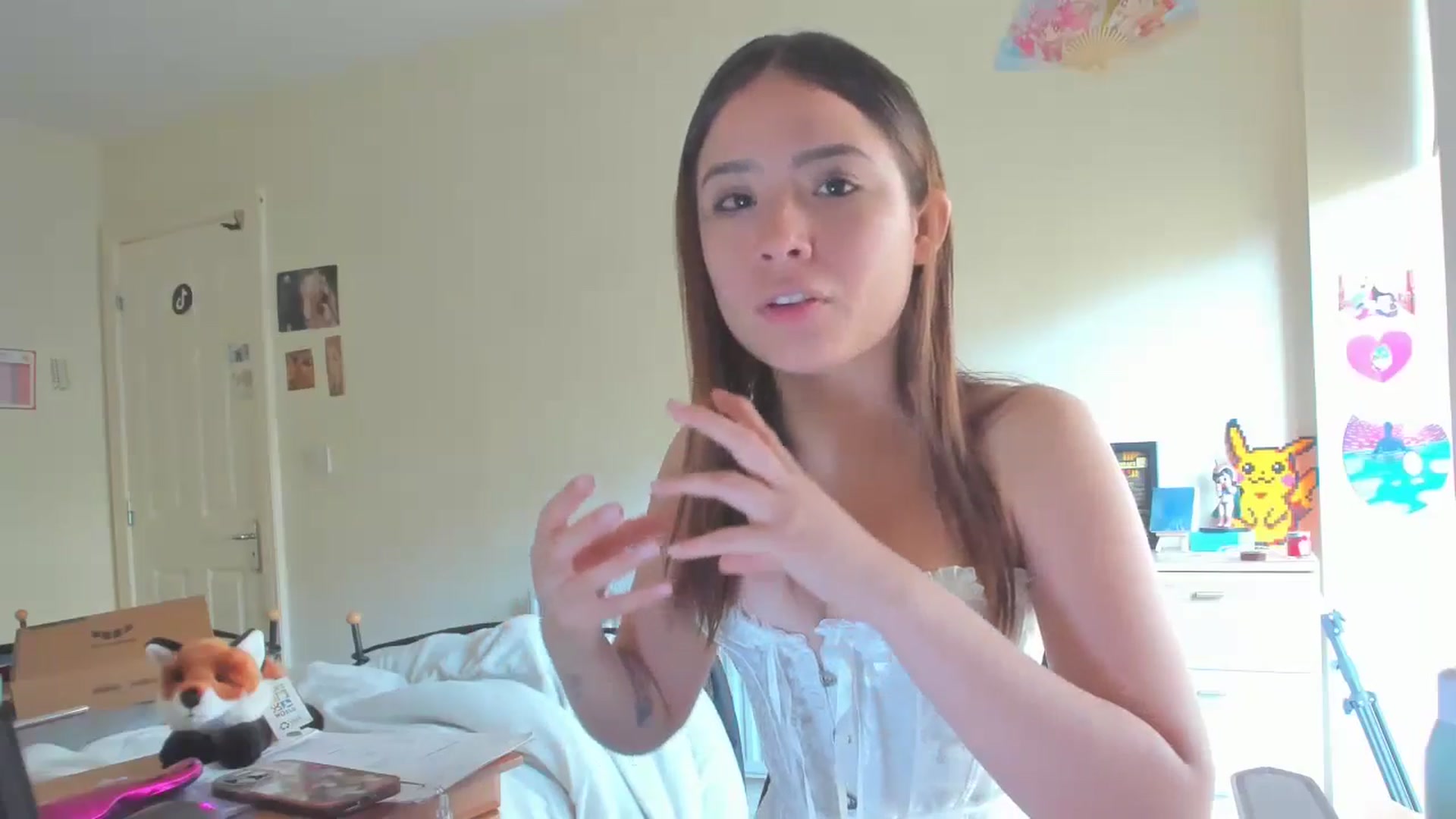 Gallery image thumbnail from Honey_Cat444's myfreecams stream on, 08/31/2024, 09:38 image 8 of 20