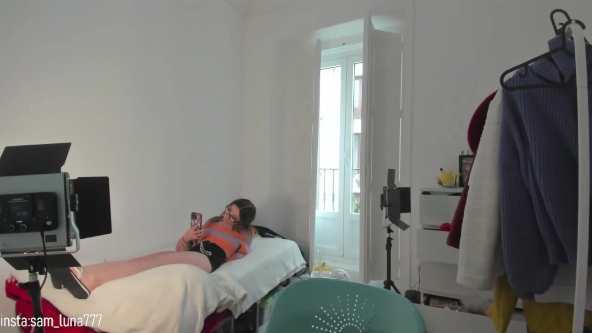 Gallery image thumbnail from Honey_Cat444's myfreecams stream on, 04/20/2025, 10:28 image 19 of 20