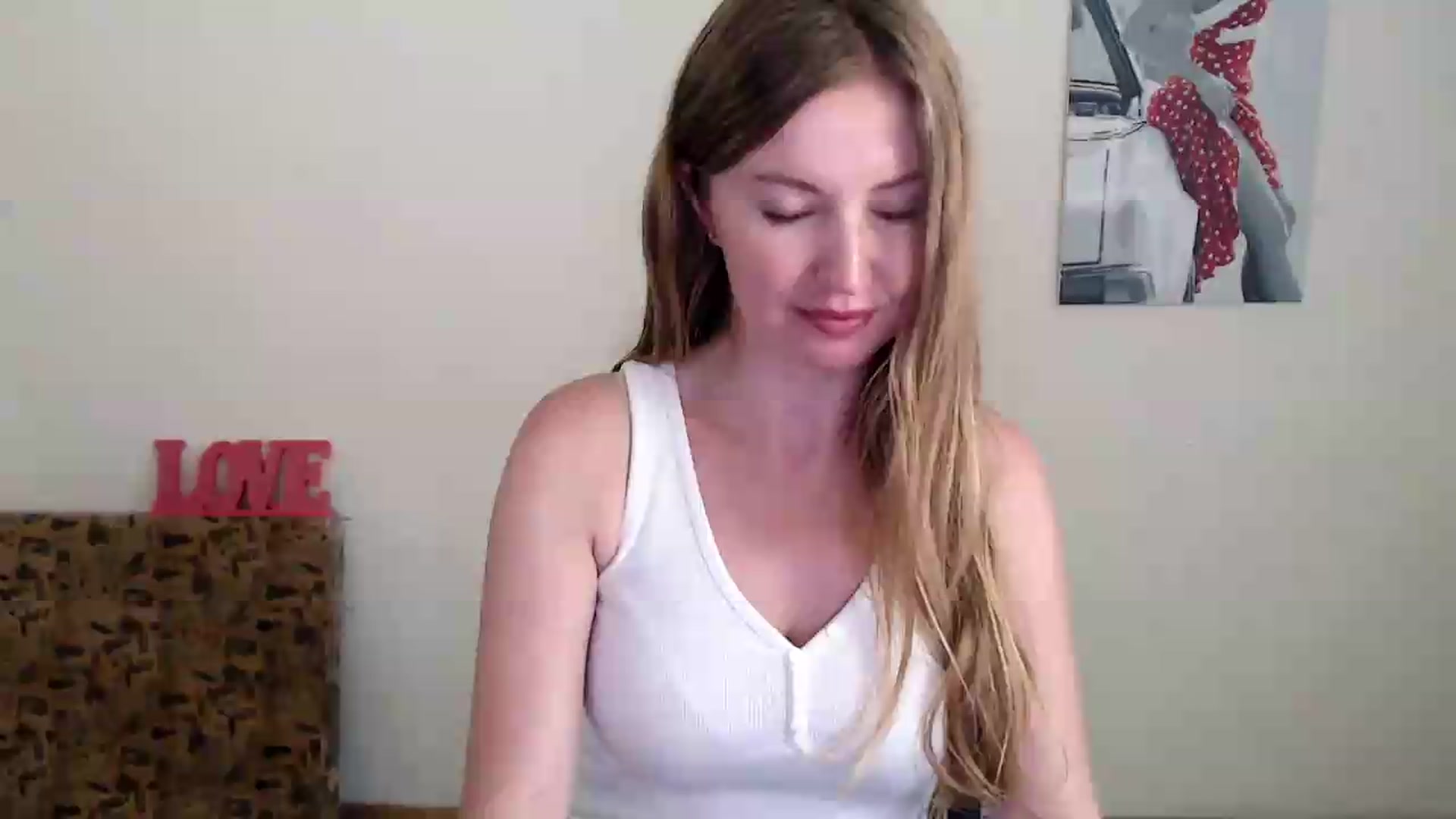 Gallery image thumbnail from Honey_Lilly_'s myfreecams stream on, 09/05/2026, 13:10 image 1 of 20