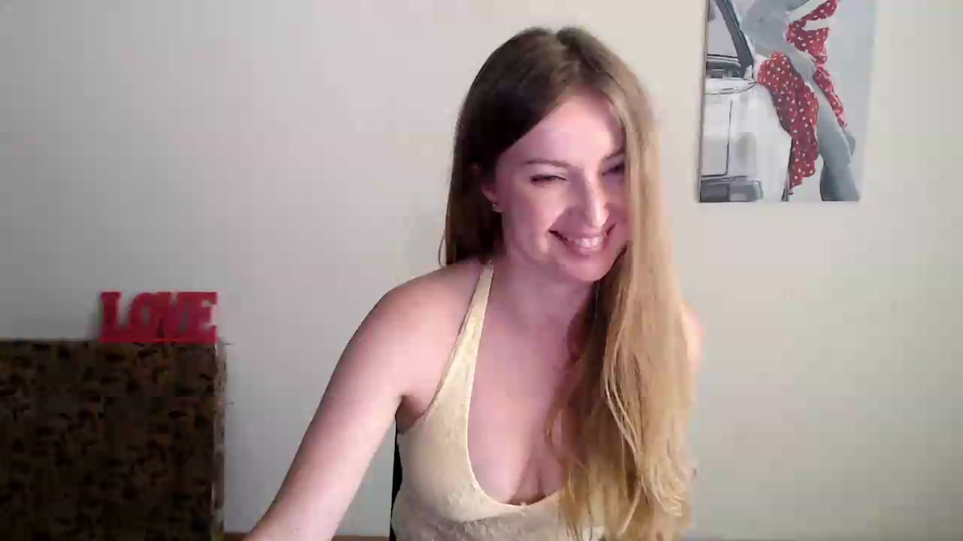 Gallery image thumbnail from Honey_Lilly_'s myfreecams stream on, 09/06/2026, 11:06 image 9 of 20