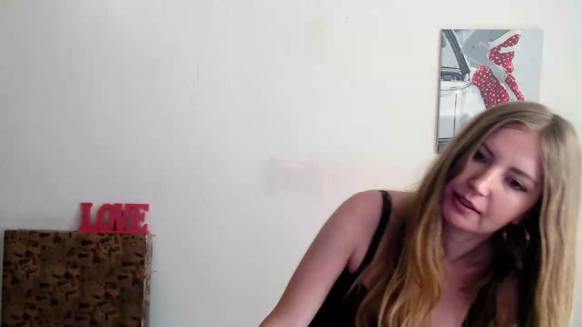 Gallery image thumbnail from Honey_Lilly_'s myfreecams stream on, 09/12/2026, 12:41 image 6 of 20