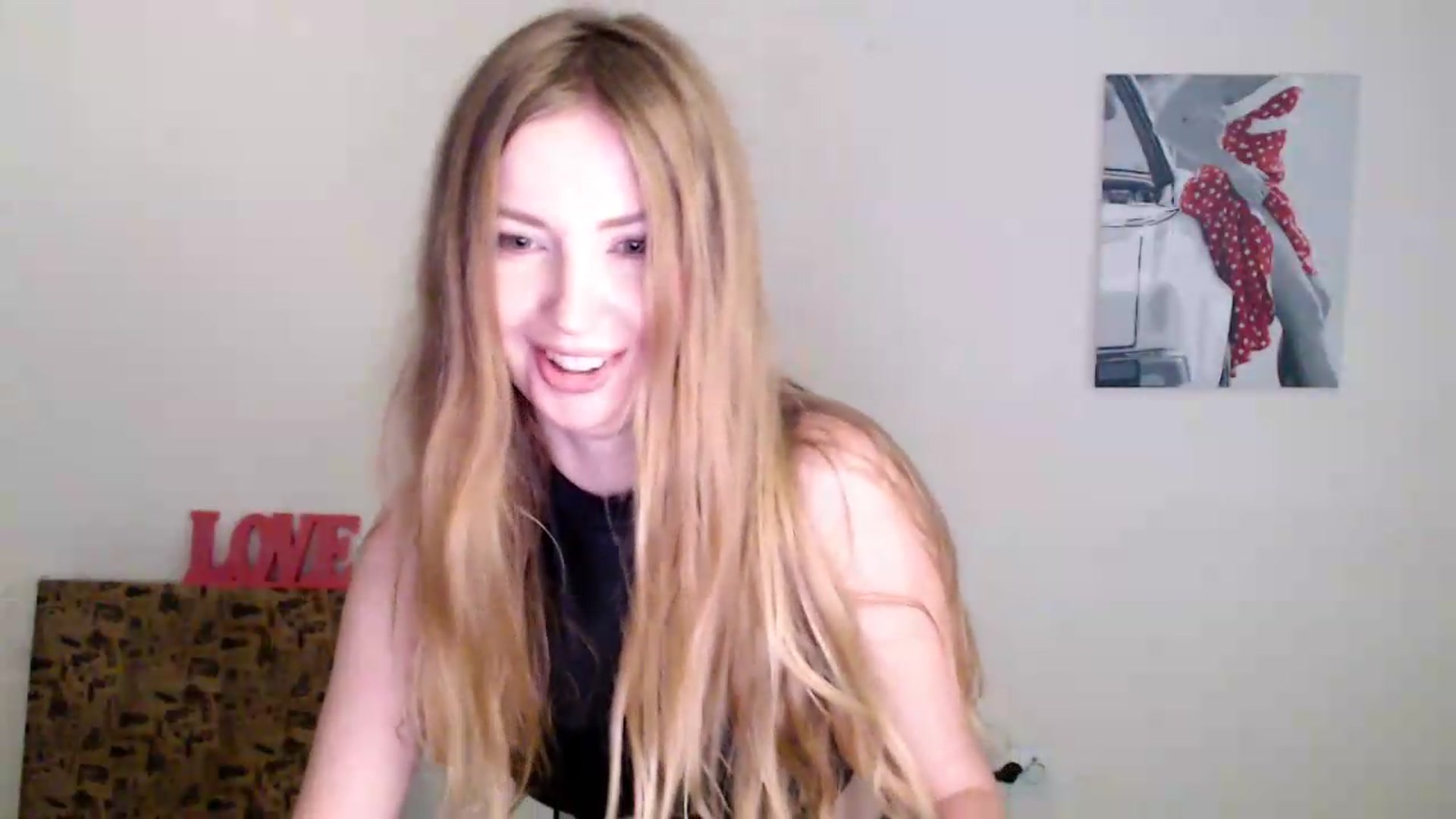 Gallery image thumbnail from Honey_Lilly_'s myfreecams stream on, 09/14/2026, 08:33 image 16 of 20