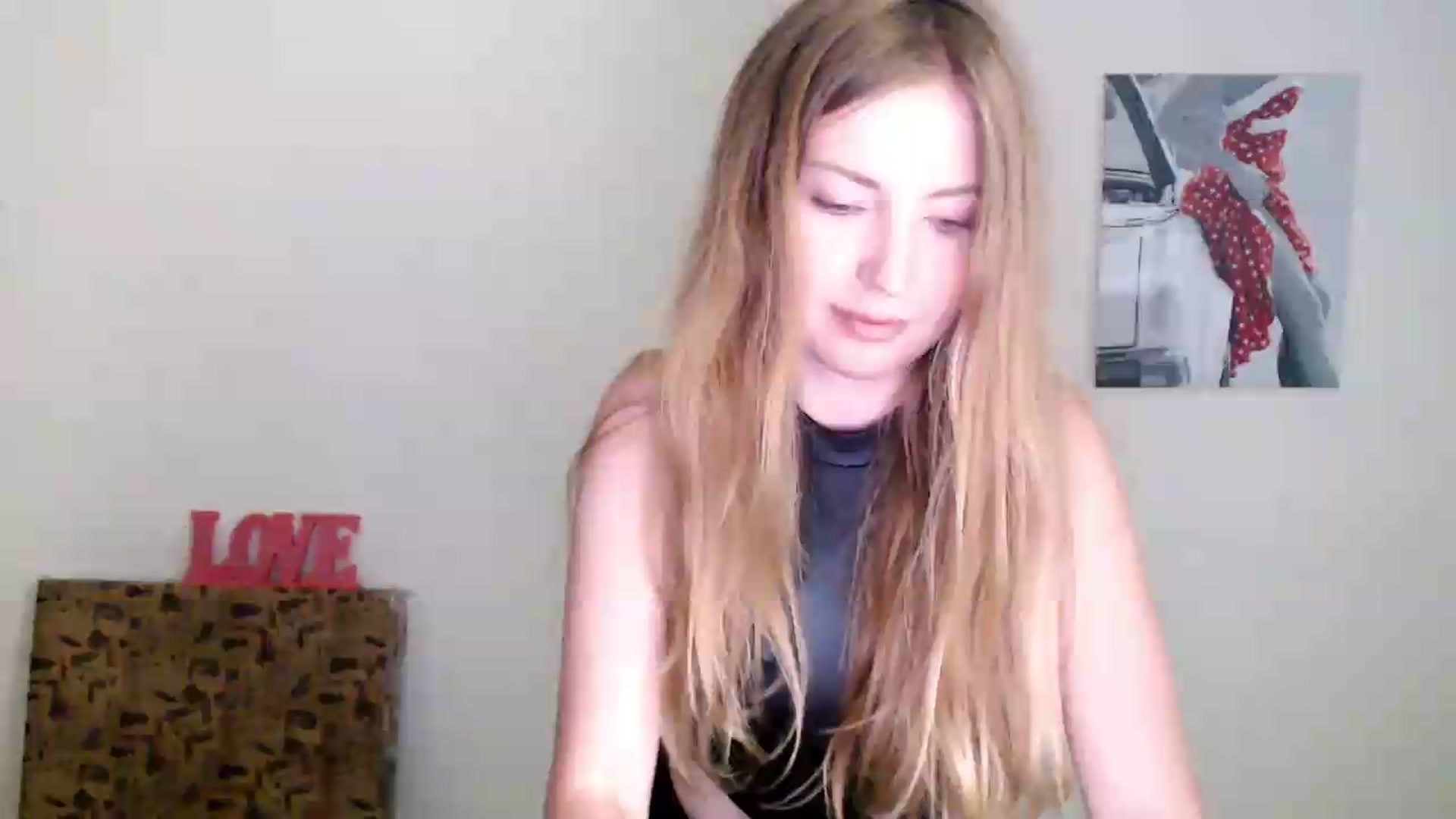 Gallery image thumbnail from Honey_Lilly_'s myfreecams stream on, 09/14/2026, 08:33 image 7 of 20
