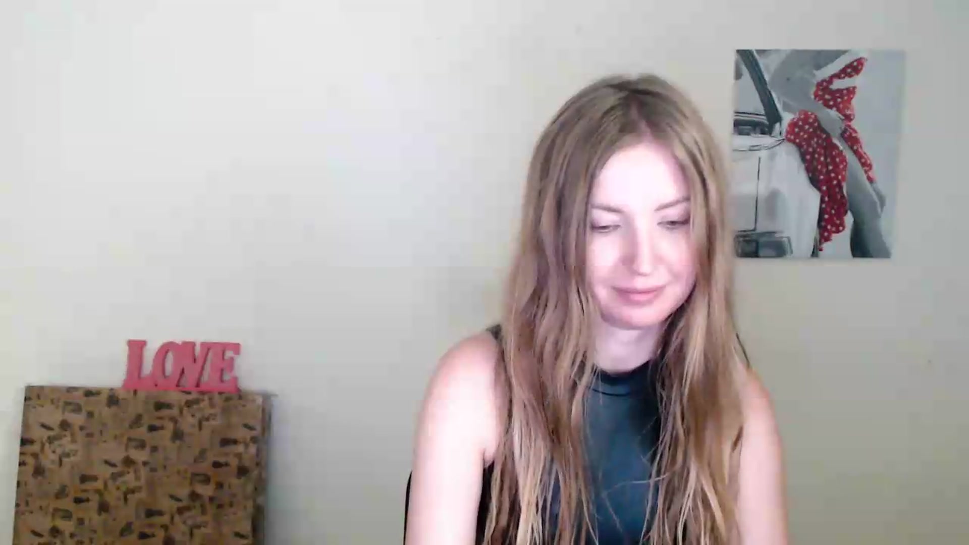 Gallery image thumbnail from Honey_Lilly_'s myfreecams stream on, 09/14/2026, 12:30 image 15 of 20
