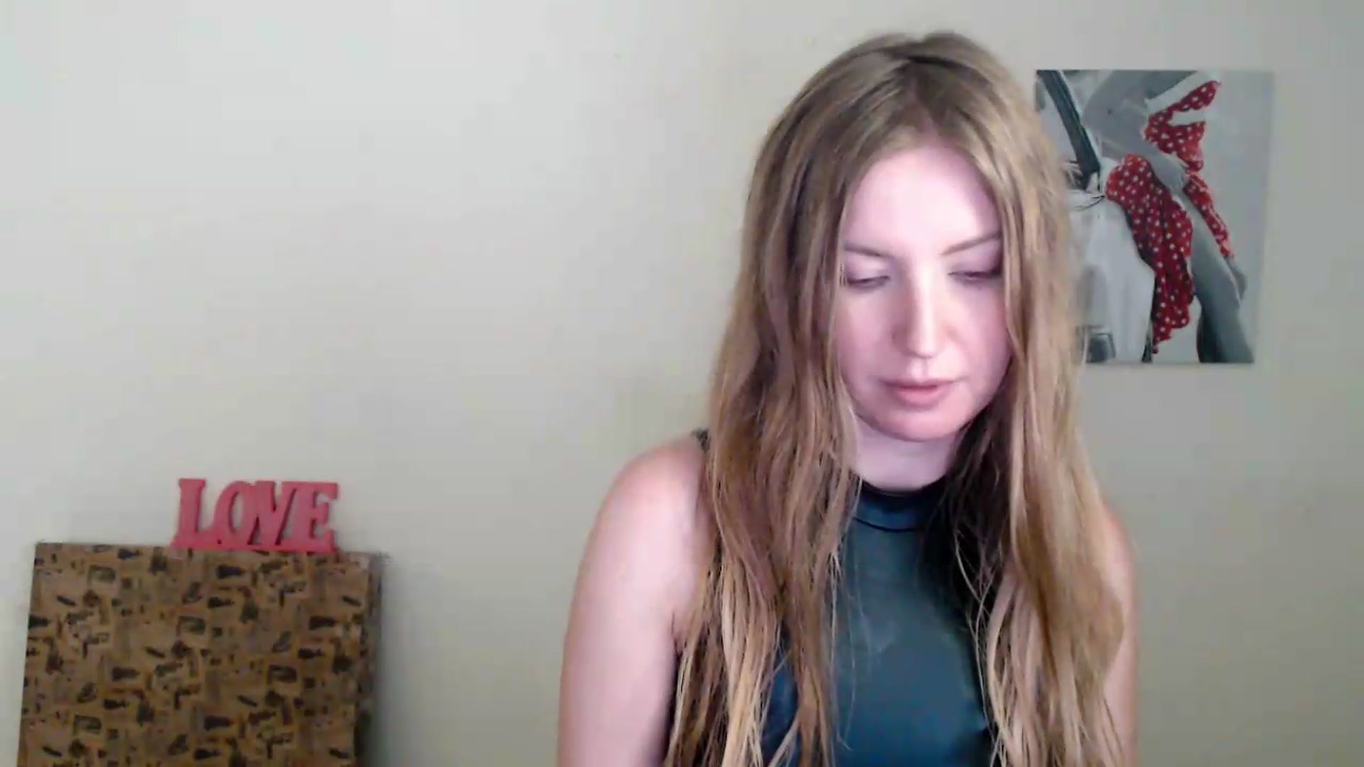 Gallery image thumbnail from Honey_Lilly_'s myfreecams stream on, 09/14/2026, 12:30 image 8 of 20