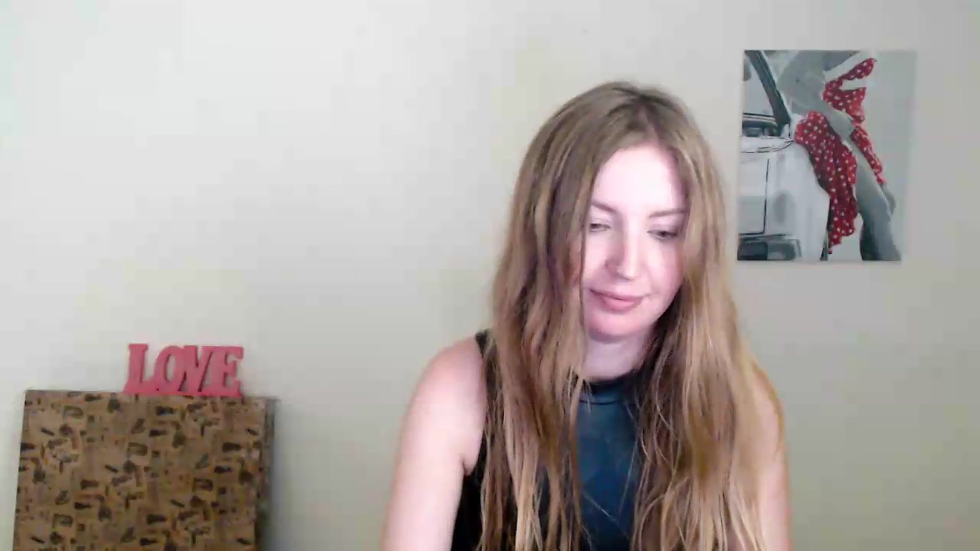 Gallery image thumbnail from Honey_Lilly_'s myfreecams stream on, 09/14/2026, 12:30 image 12 of 20