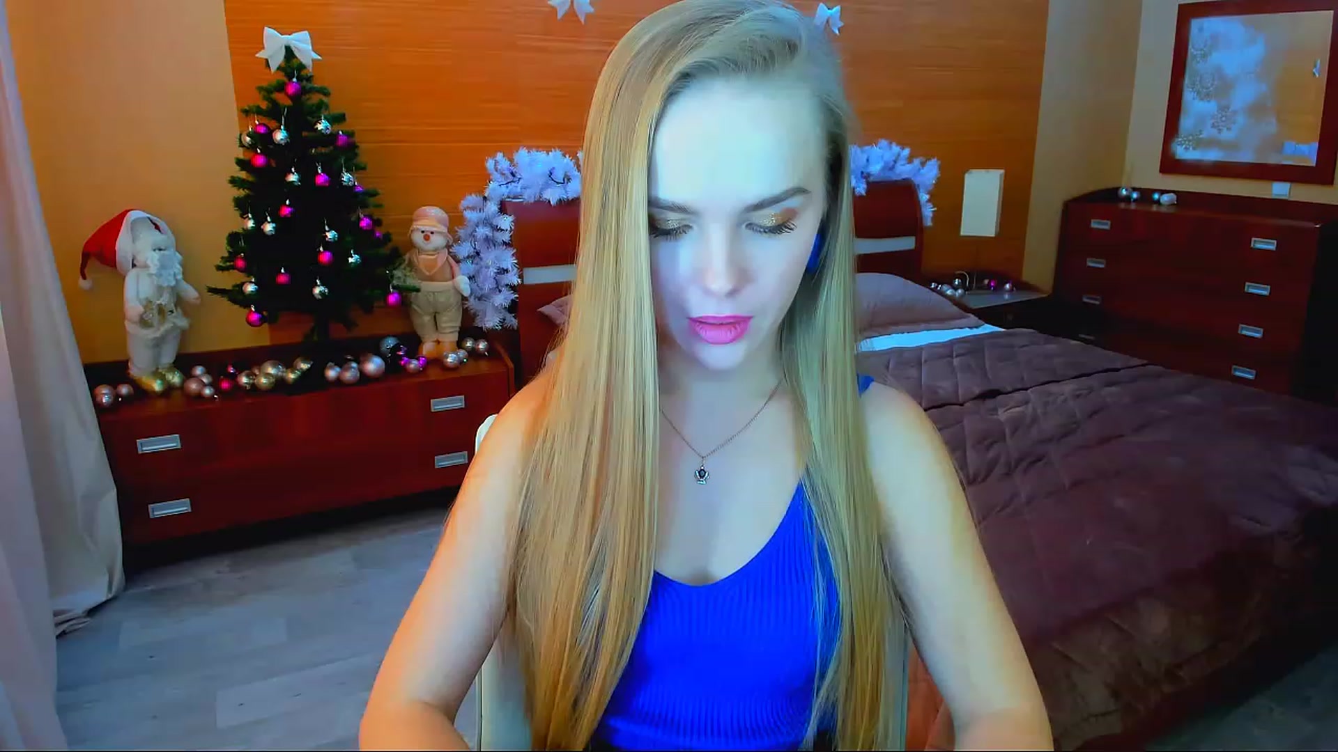 Gallery image thumbnail from Honey_Lucky's myfreecams stream on, 12/25/2022, 11:01 image 20 of 20