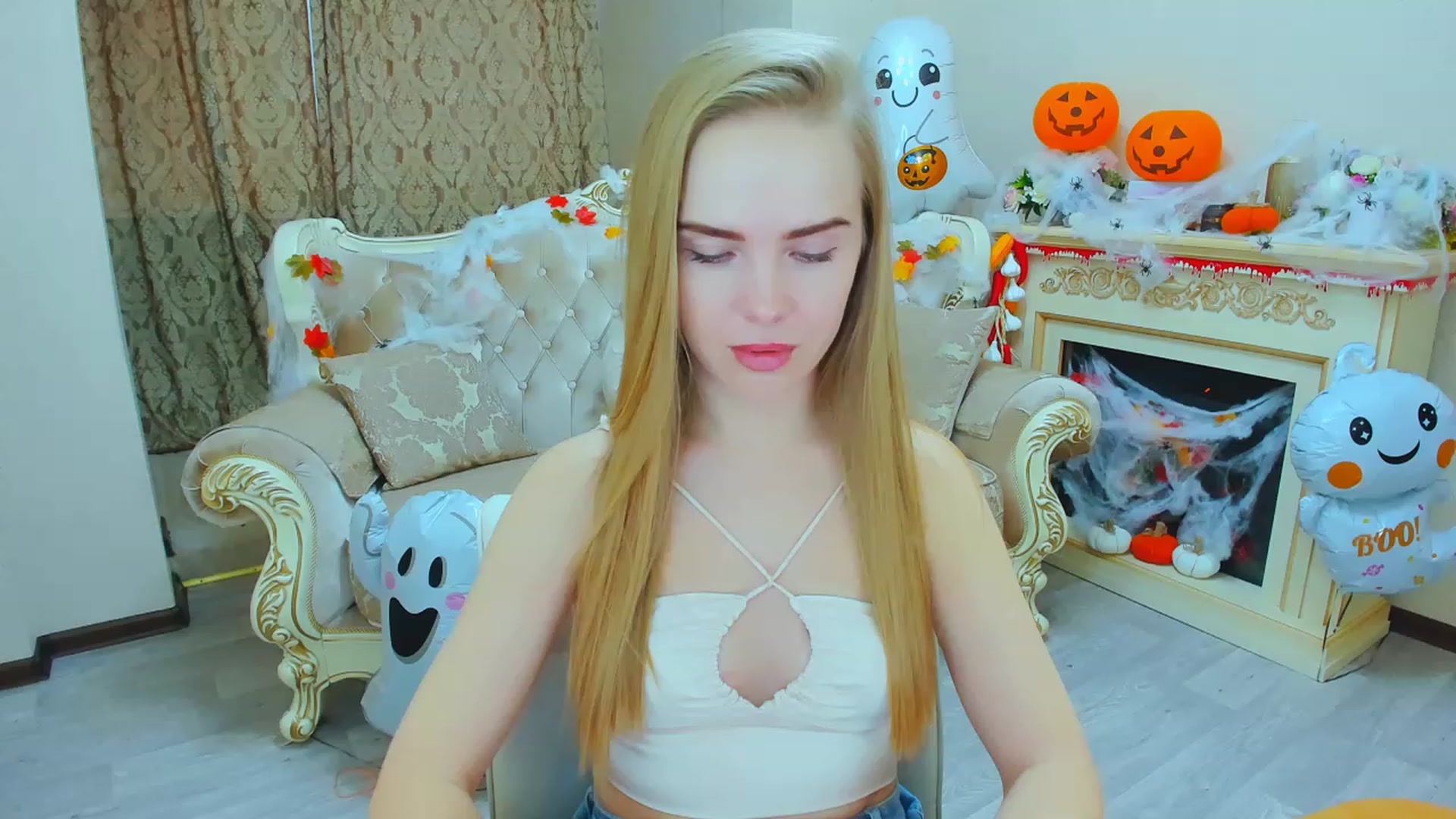 Gallery image thumbnail from Honey_Lucky's myfreecams stream on, 11/02/2023, 11:54 image 17 of 20