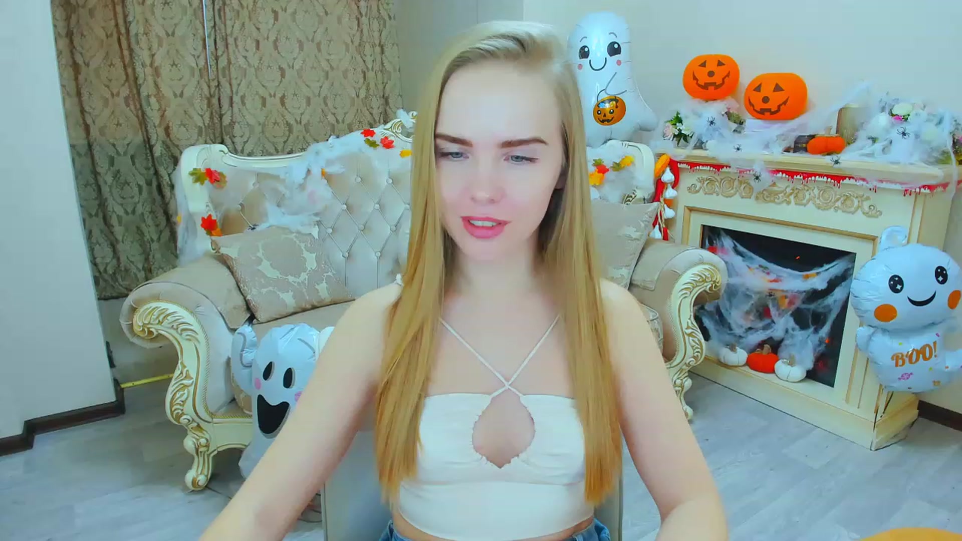 Gallery image thumbnail from Honey_Lucky's myfreecams stream on, 11/02/2023, 11:54 image 19 of 20