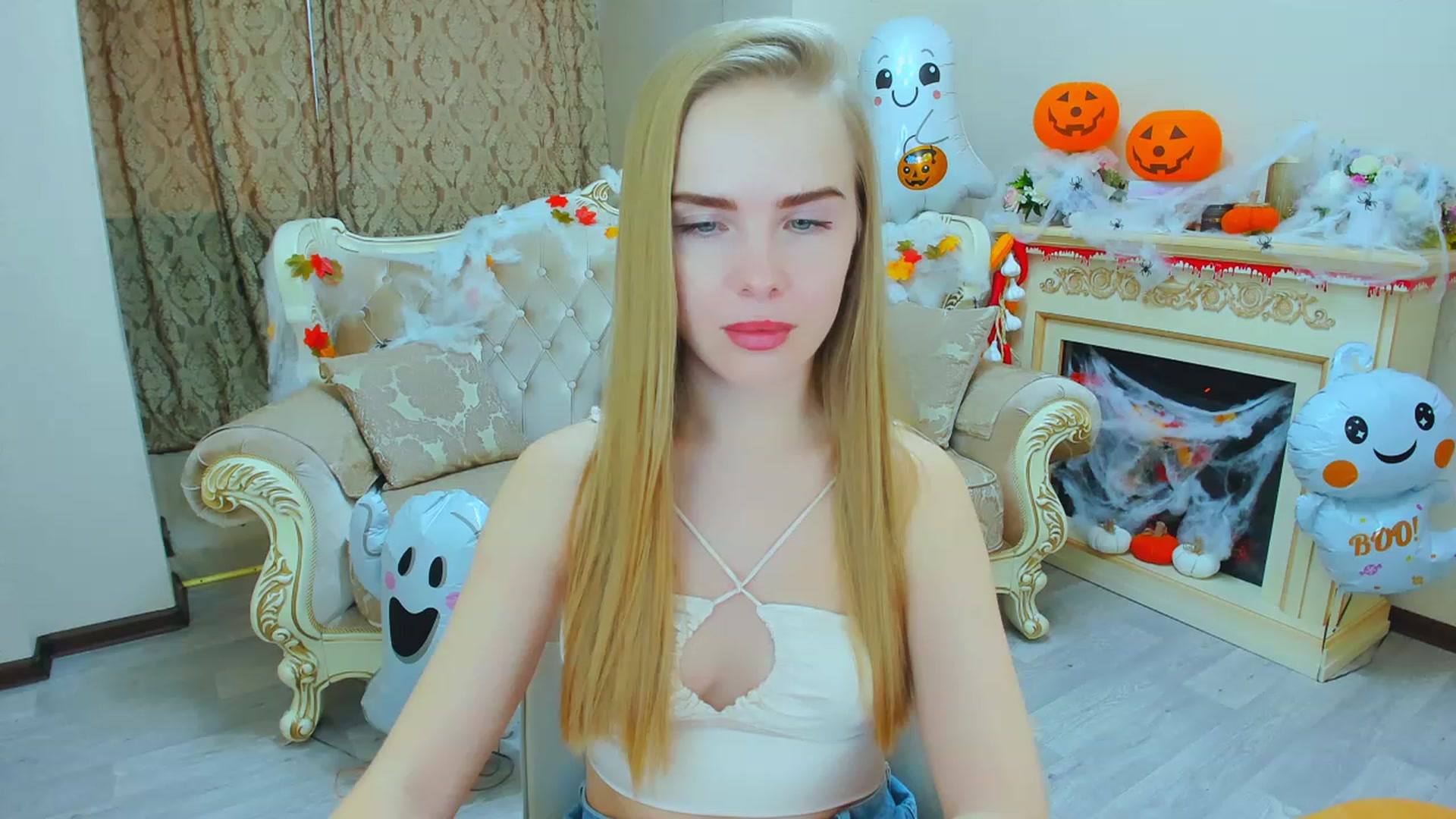 Gallery image thumbnail from Honey_Lucky's myfreecams stream on, 11/02/2023, 11:54 image 10 of 20