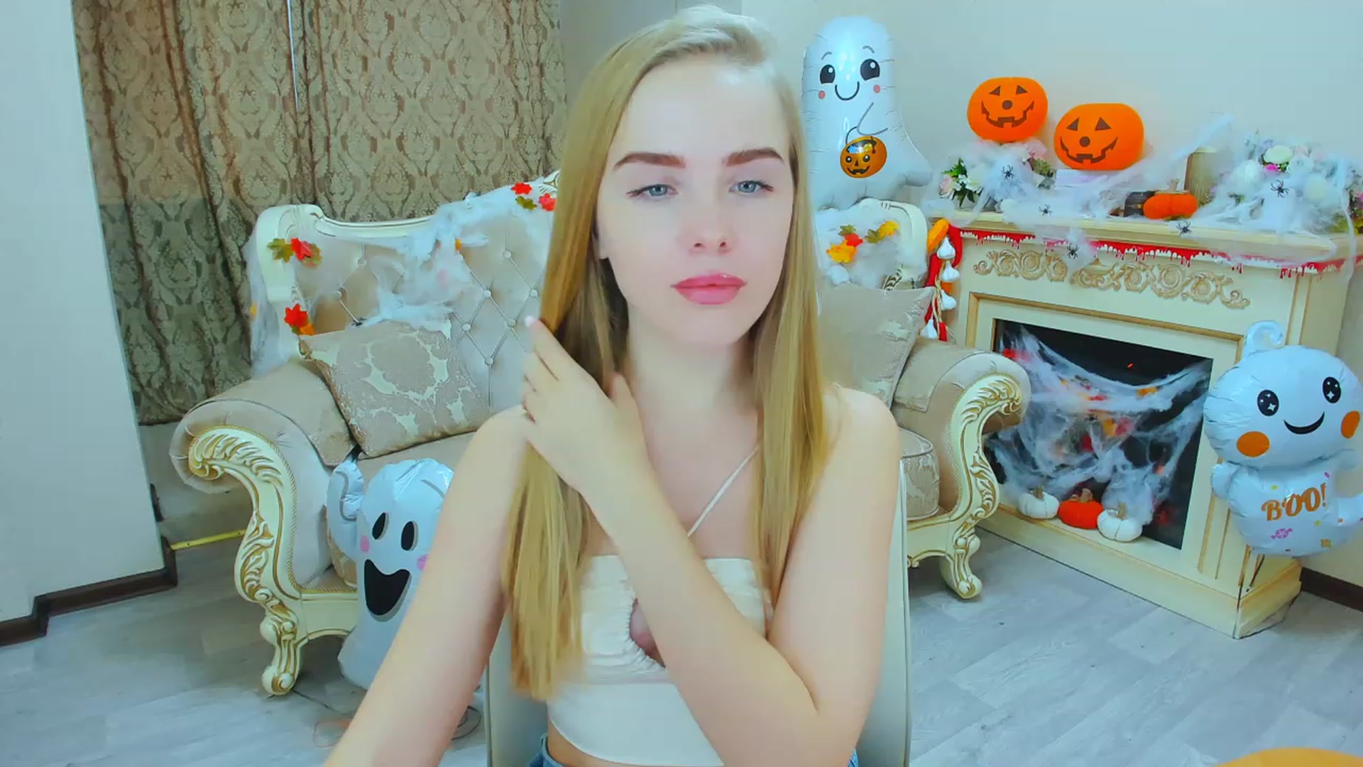 Gallery image thumbnail from Honey_Lucky's myfreecams stream on, 11/02/2023, 11:54 image 12 of 20