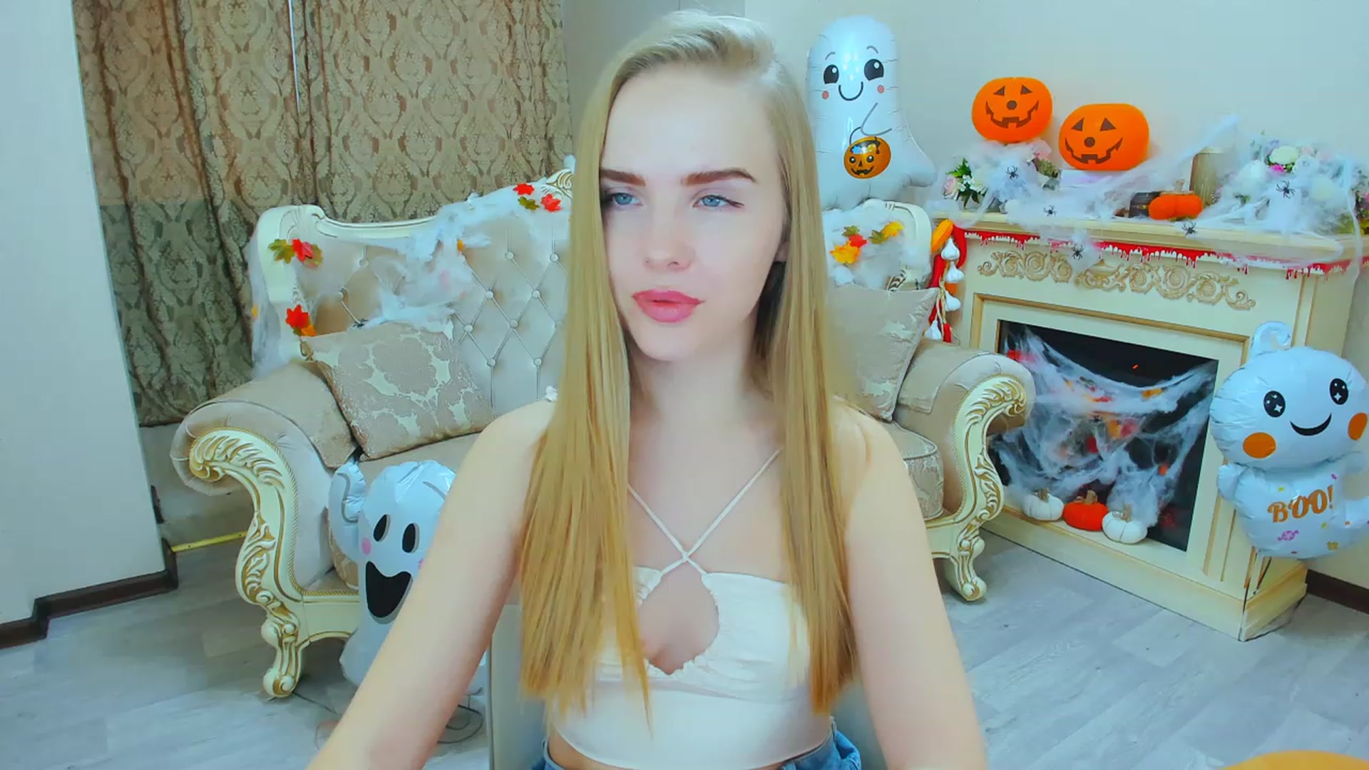 Gallery image thumbnail from Honey_Lucky's myfreecams stream on, 11/02/2023, 11:54 image 14 of 20