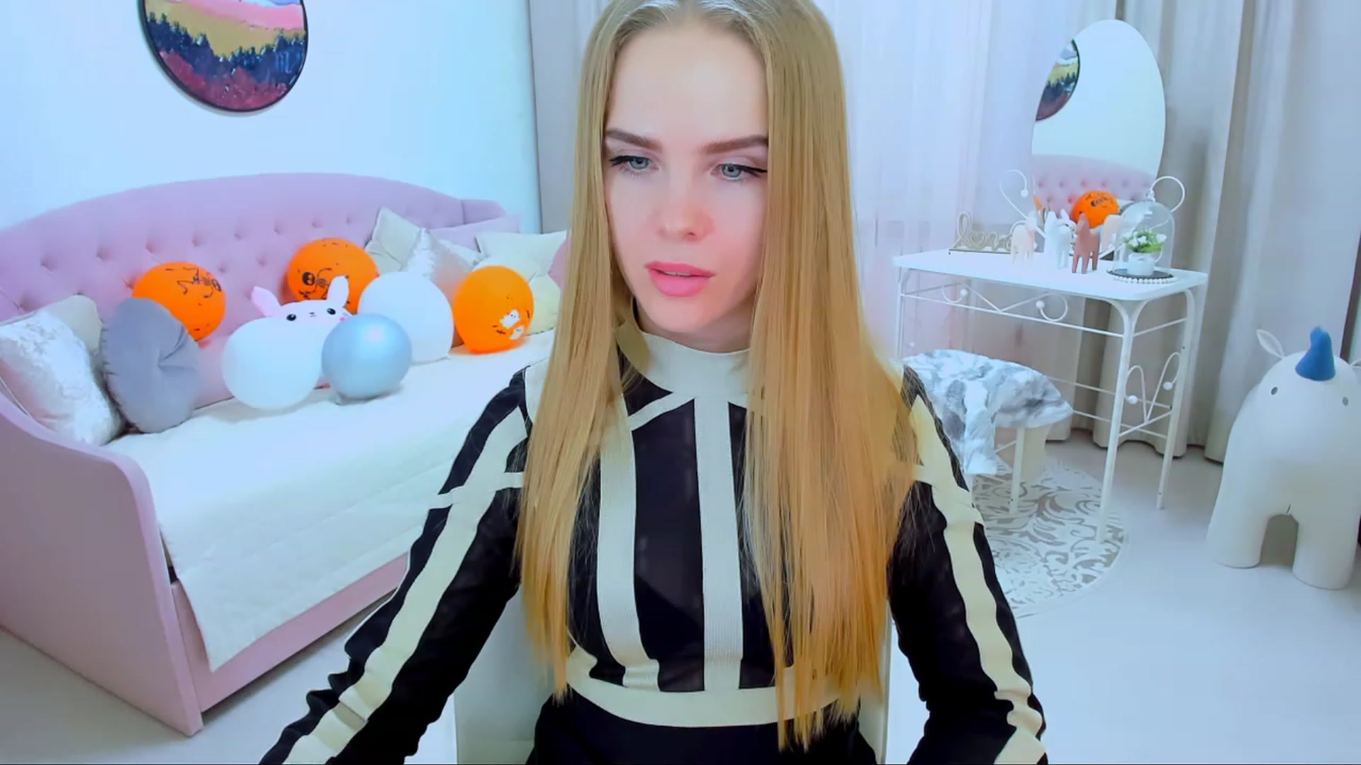 Gallery image thumbnail from Honey_Lucky's myfreecams stream on, 11/05/2023, 12:16 image 4 of 20