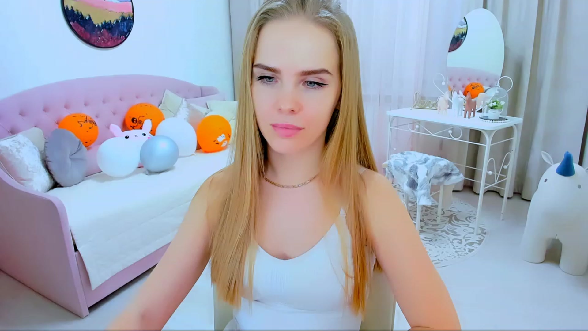 Gallery image thumbnail from Honey_Lucky's myfreecams stream on, 11/05/2023, 14:16 image 9 of 20