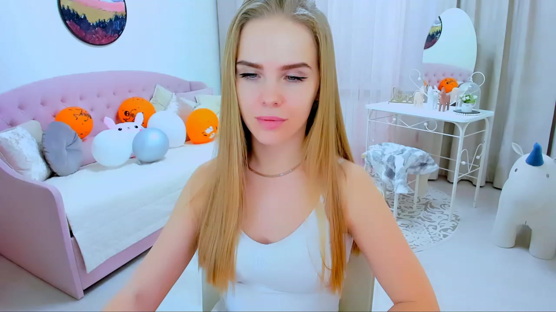 Gallery image thumbnail from Honey_Lucky's myfreecams stream on, 11/05/2023, 14:16 image 11 of 20