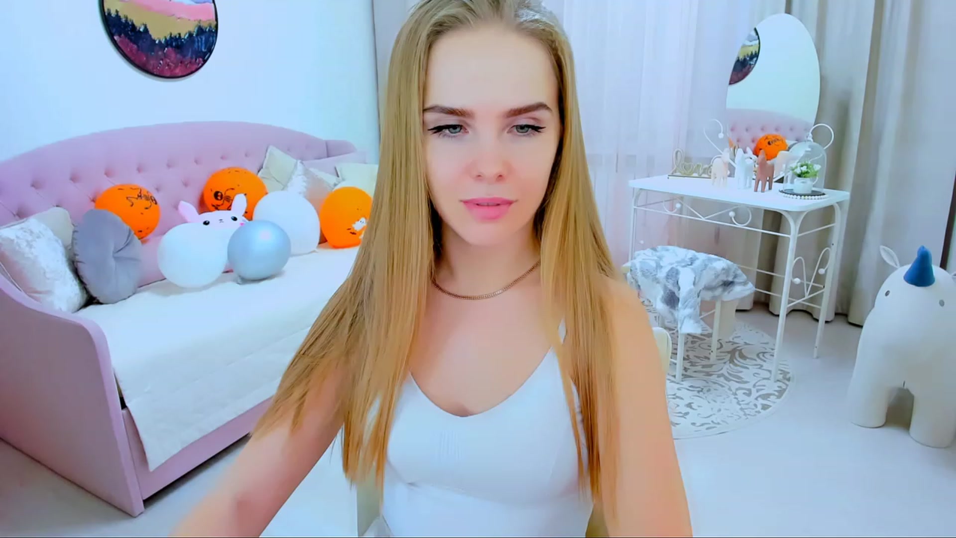 Gallery image thumbnail from Honey_Lucky's myfreecams stream on, 11/05/2023, 14:16 image 4 of 20