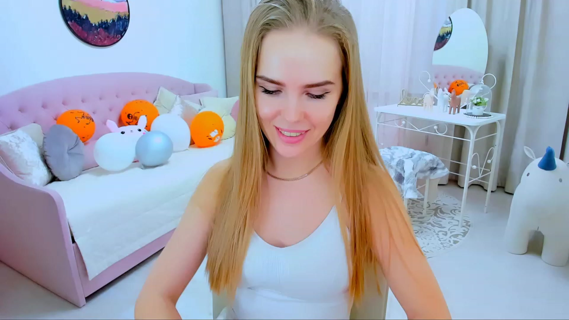 Gallery image thumbnail from Honey_Lucky's myfreecams stream on, 11/05/2023, 14:16 image 2 of 20
