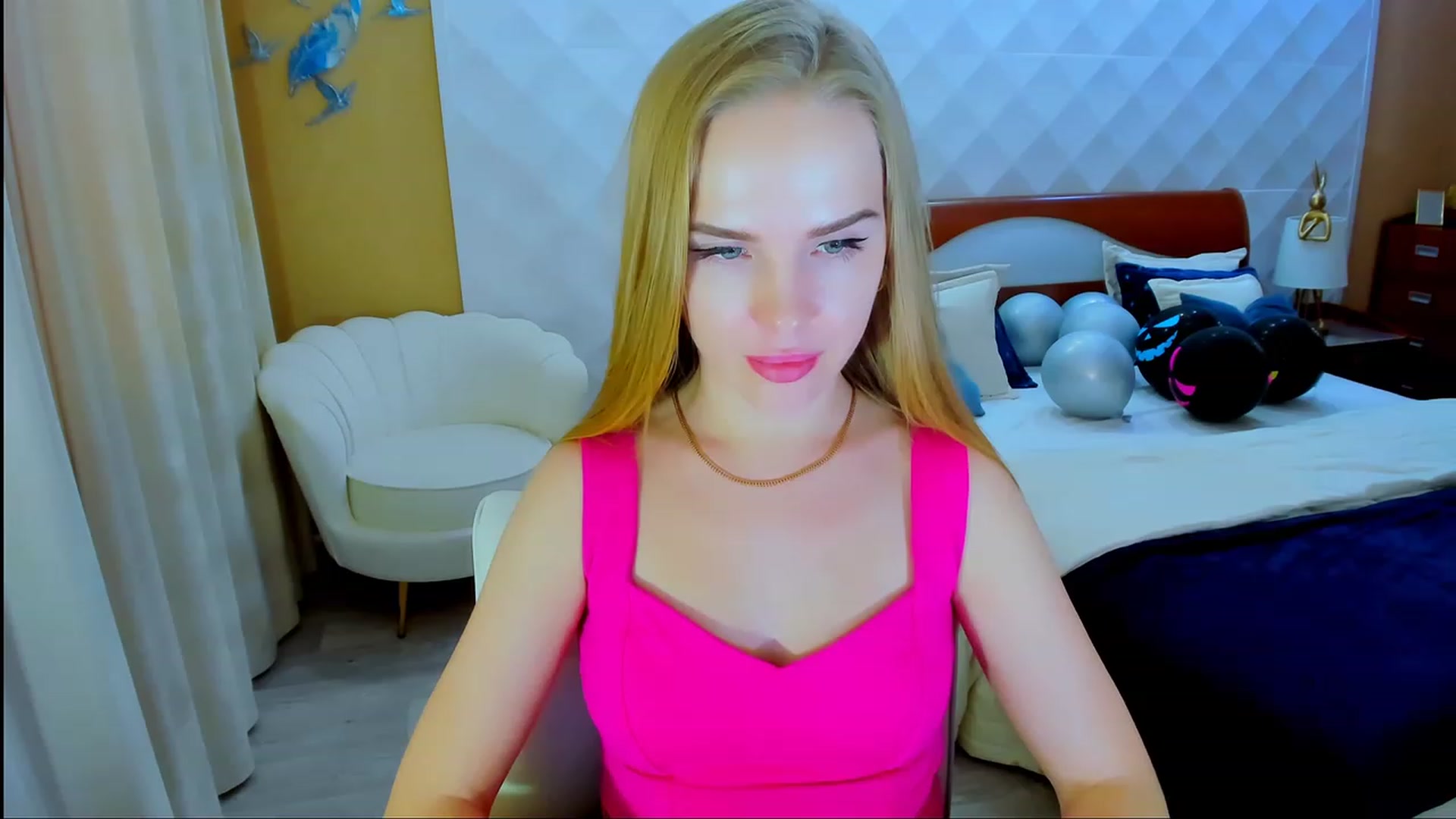 Gallery image thumbnail from Honey_Lucky's myfreecams stream on, 11/09/2023, 09:30 image 17 of 20