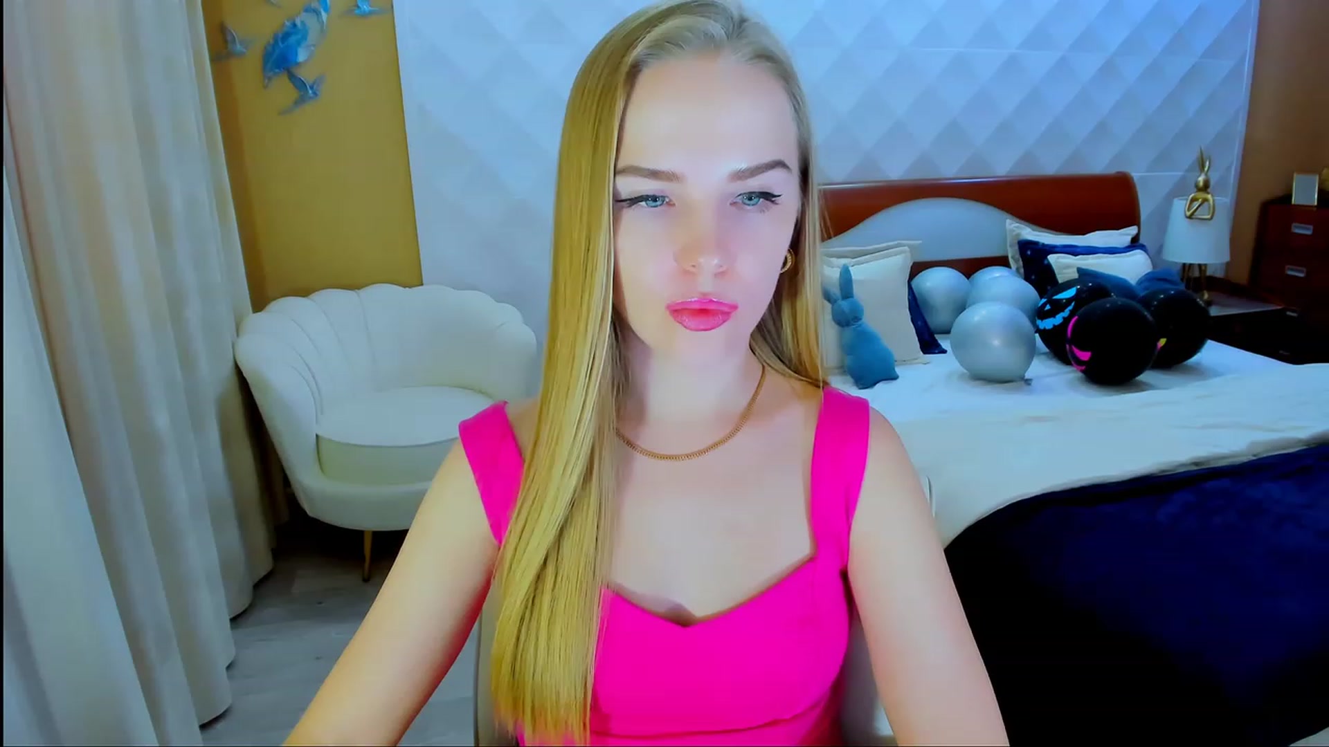 Gallery image thumbnail from Honey_Lucky's myfreecams stream on, 11/09/2023, 09:30 image 6 of 20