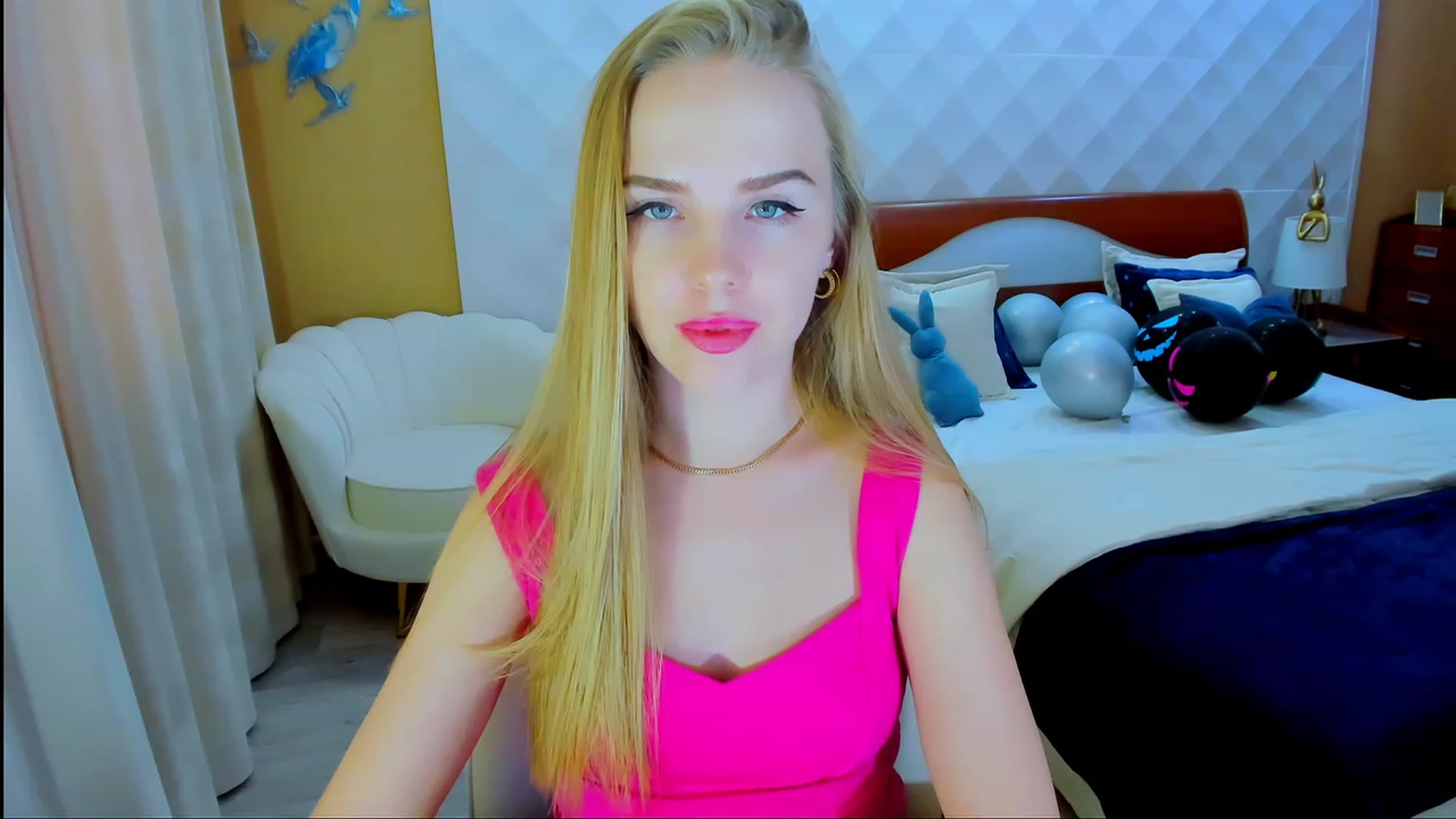Gallery image thumbnail from Honey_Lucky's myfreecams stream on, 11/09/2023, 10:34 image 4 of 20