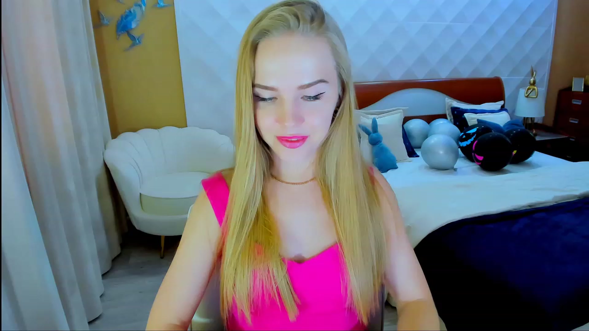 Gallery image thumbnail from Honey_Lucky's myfreecams stream on, 11/09/2023, 10:34 image 9 of 20