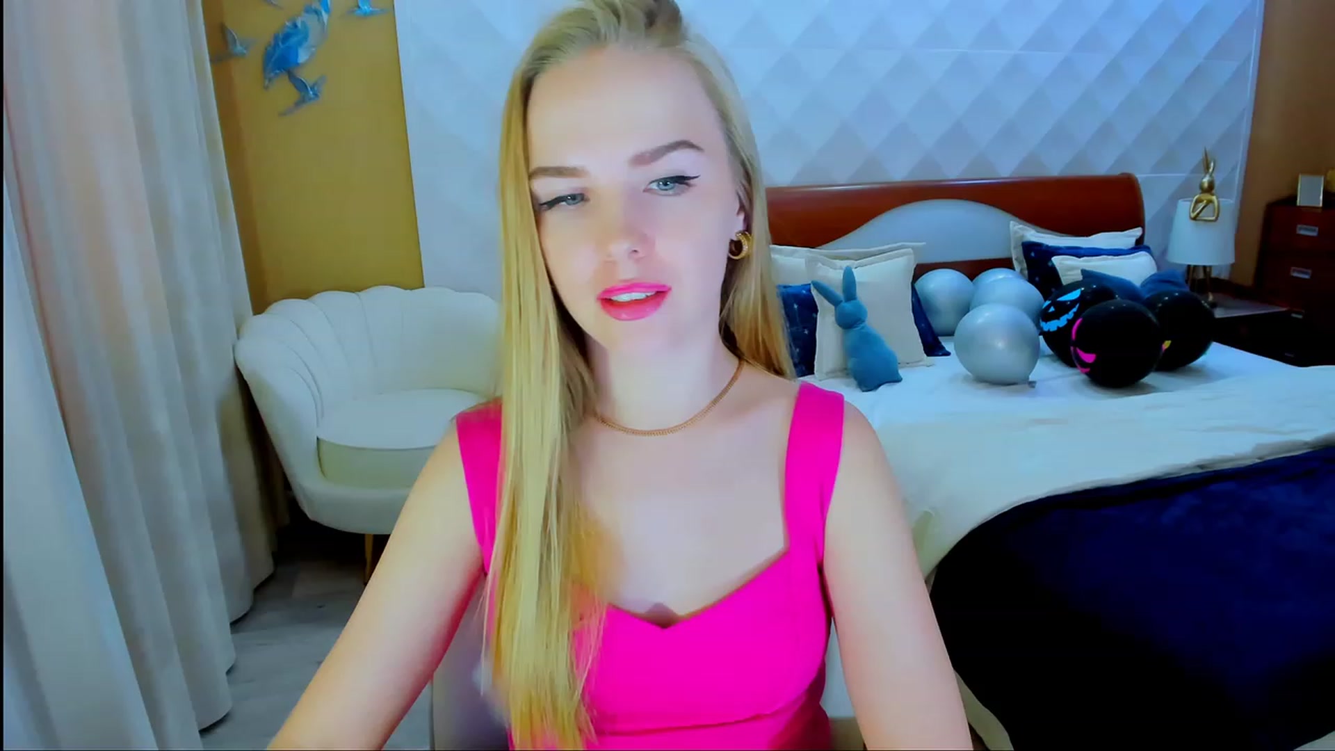Gallery image thumbnail from Honey_Lucky's myfreecams stream on, 11/09/2023, 10:34 image 14 of 20