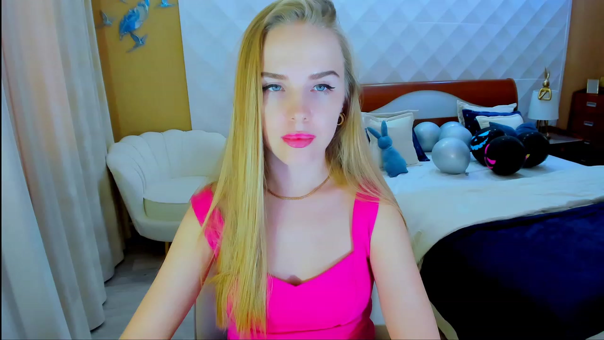 Gallery image thumbnail from Honey_Lucky's myfreecams stream on, 11/09/2023, 10:34 image 7 of 20