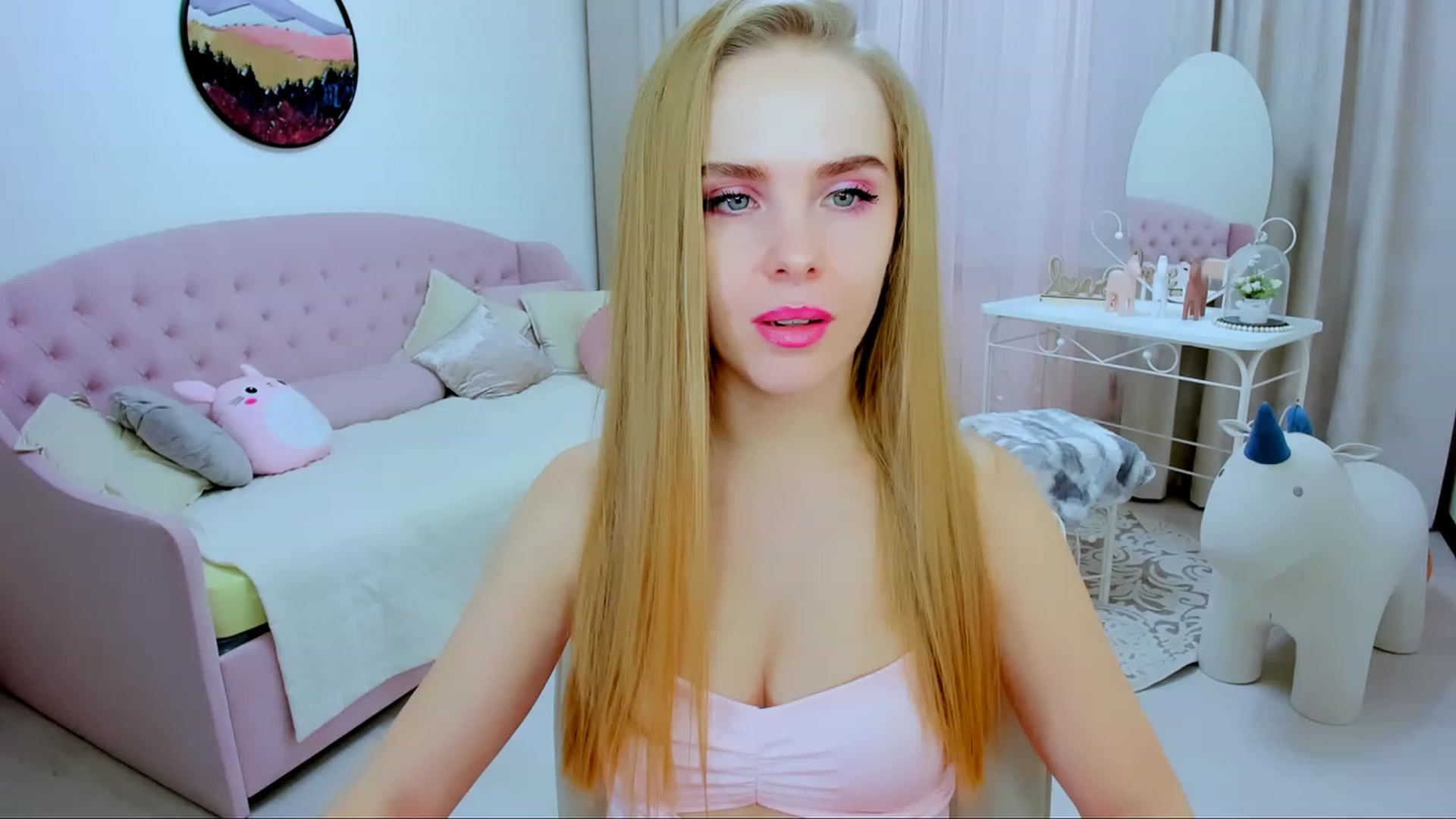 Gallery image thumbnail from Honey_Lucky's myfreecams stream on, 11/11/2023, 12:17 image 2 of 20