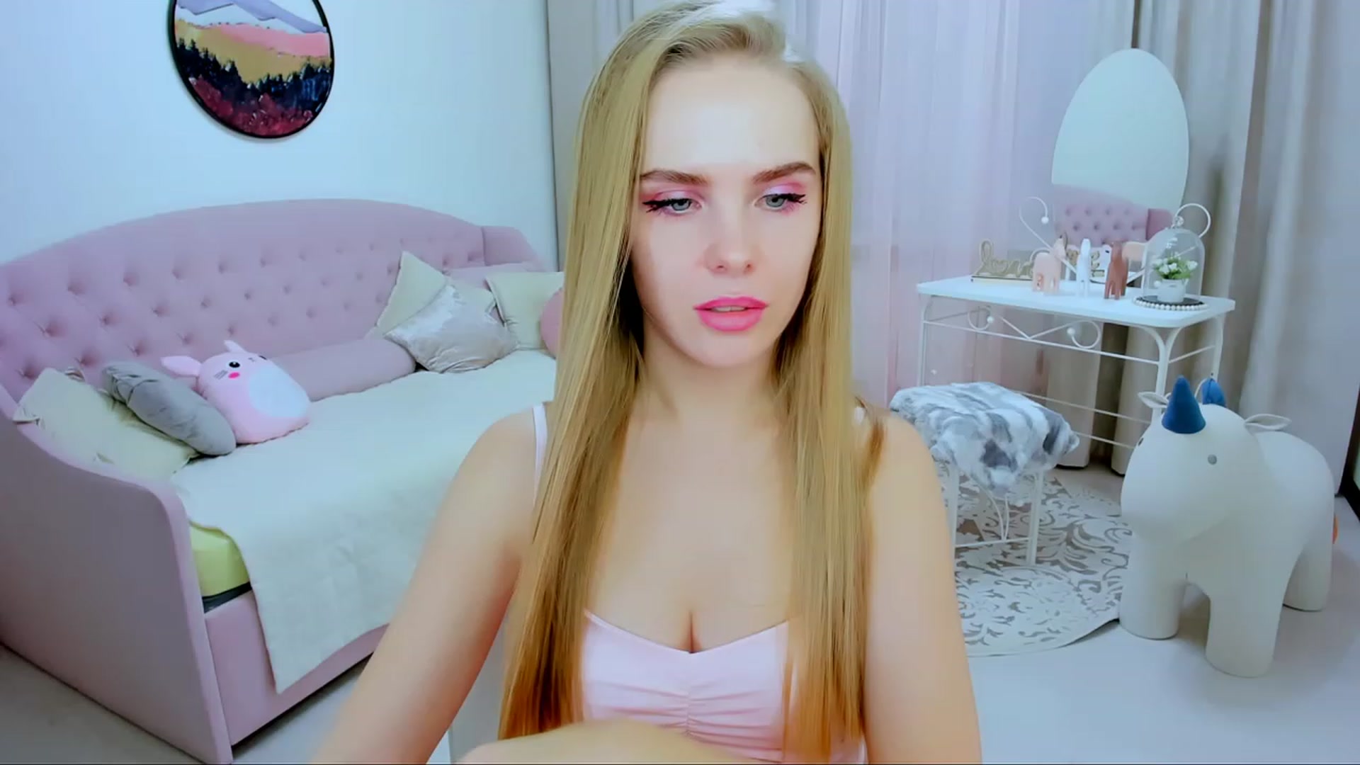 Gallery image thumbnail from Honey_Lucky's myfreecams stream on, 11/11/2023, 12:17 image 17 of 20