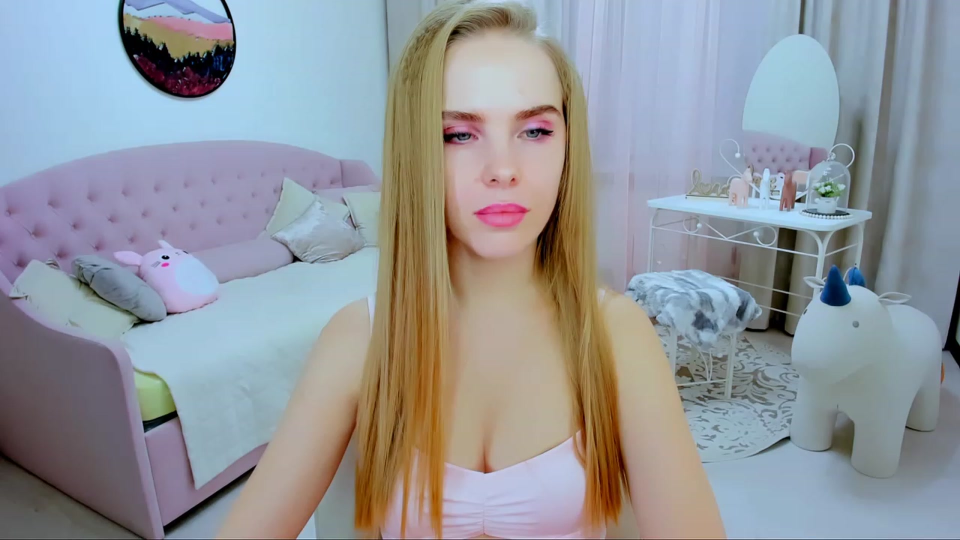 Gallery image thumbnail from Honey_Lucky's myfreecams stream on, 11/11/2023, 12:17 image 18 of 20