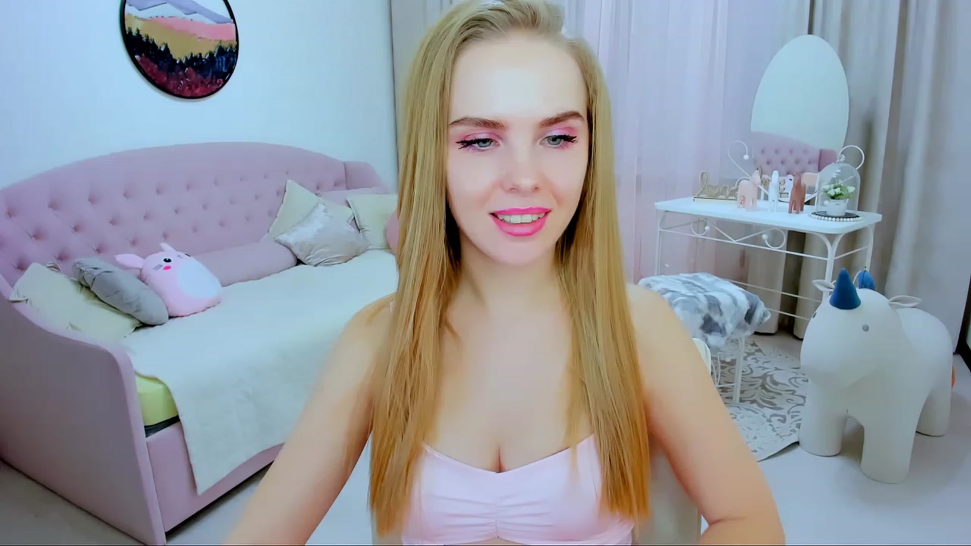 Gallery image thumbnail from Honey_Lucky's myfreecams stream on, 11/11/2023, 12:17 image 8 of 20