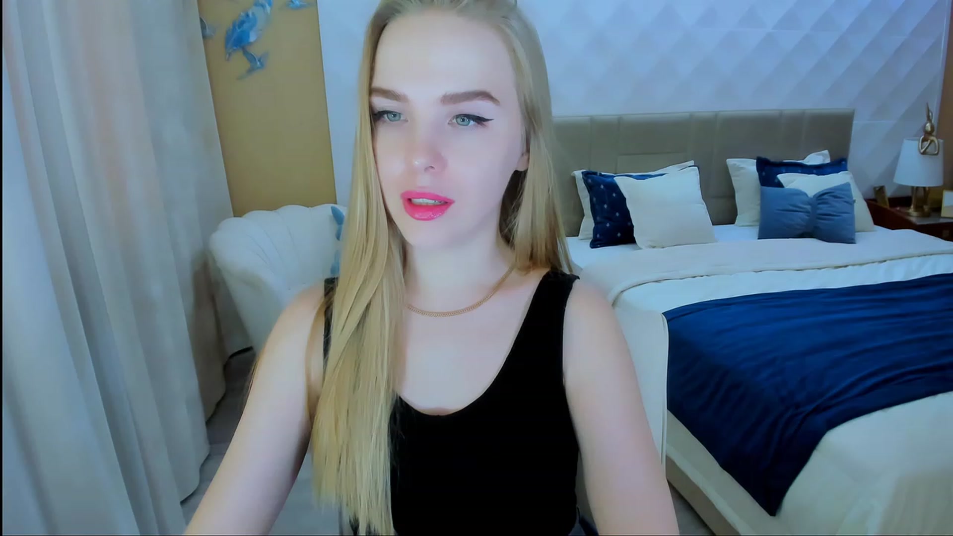 Gallery image thumbnail from Honey_Lucky's myfreecams stream on, 11/17/2023, 09:35 image 17 of 20