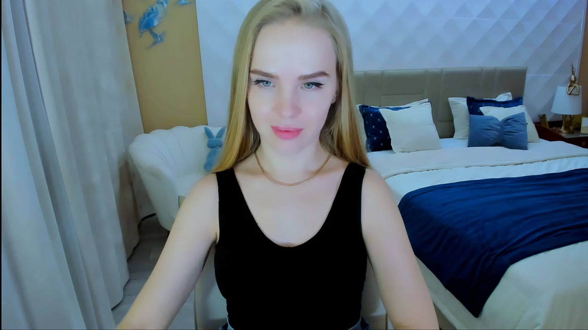 Gallery image thumbnail from Honey_Lucky's myfreecams stream on, 11/17/2023, 11:42 image 3 of 20