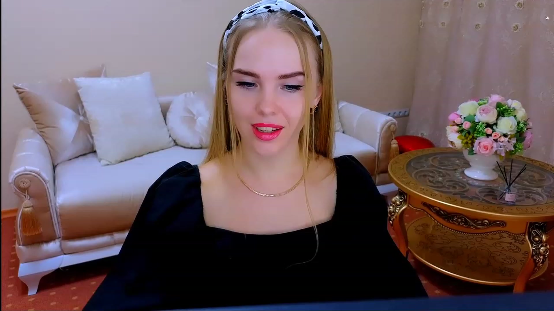 Gallery image thumbnail from Honey_Lucky's myfreecams stream on, 11/18/2023, 13:45 image 20 of 20