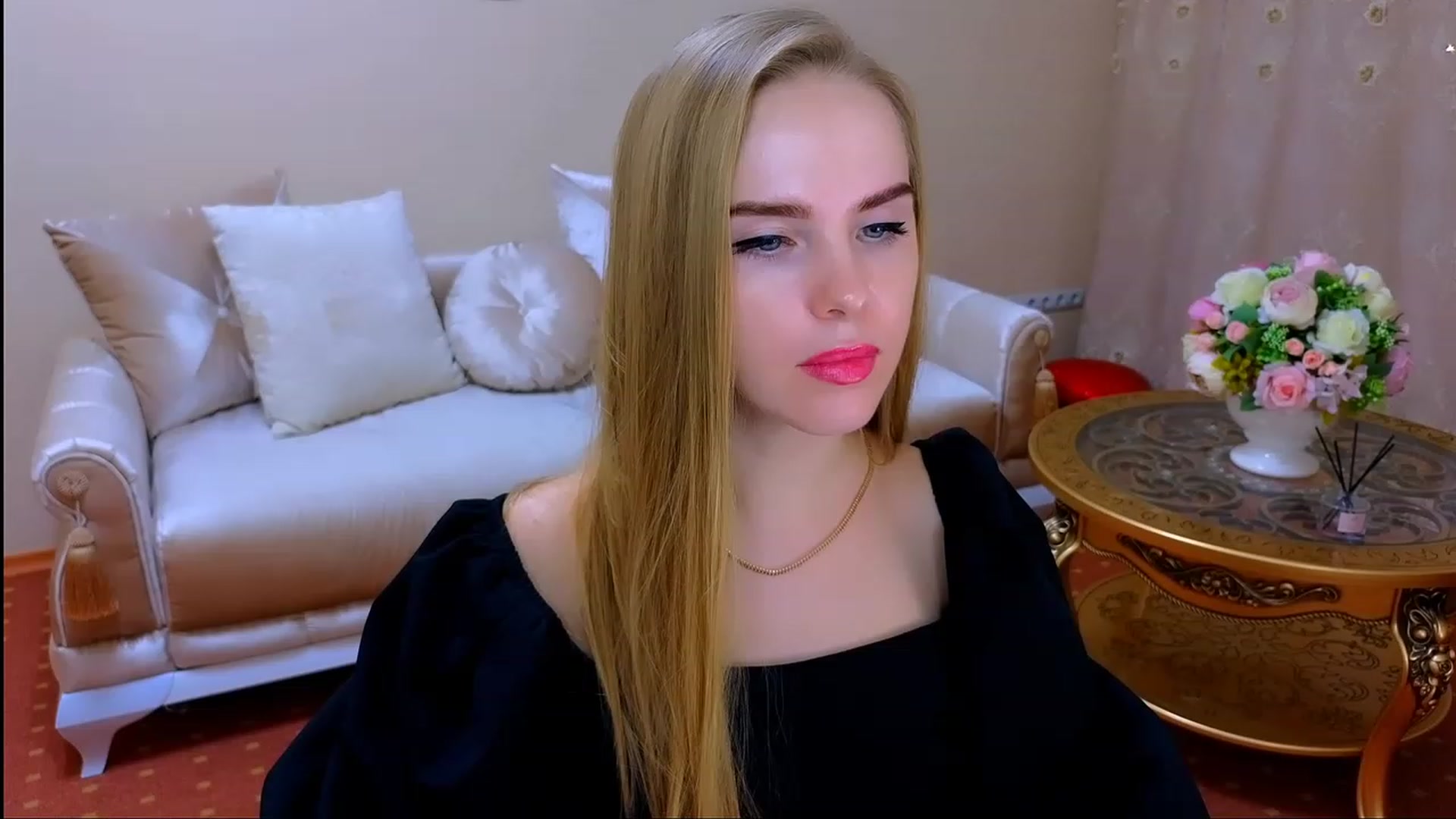 Gallery image thumbnail from Honey_Lucky's myfreecams stream on, 11/18/2023, 16:28 image 10 of 20